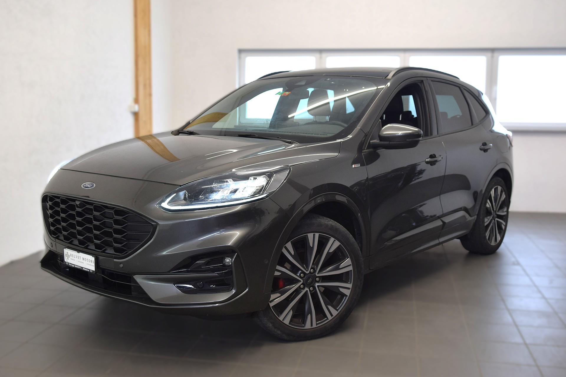 FORD Kuga 2.5 FHEV ST-Line X 4WD