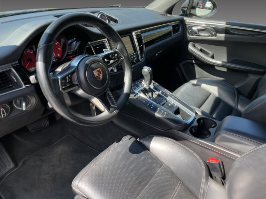 PORSCHE Macan S-image-5