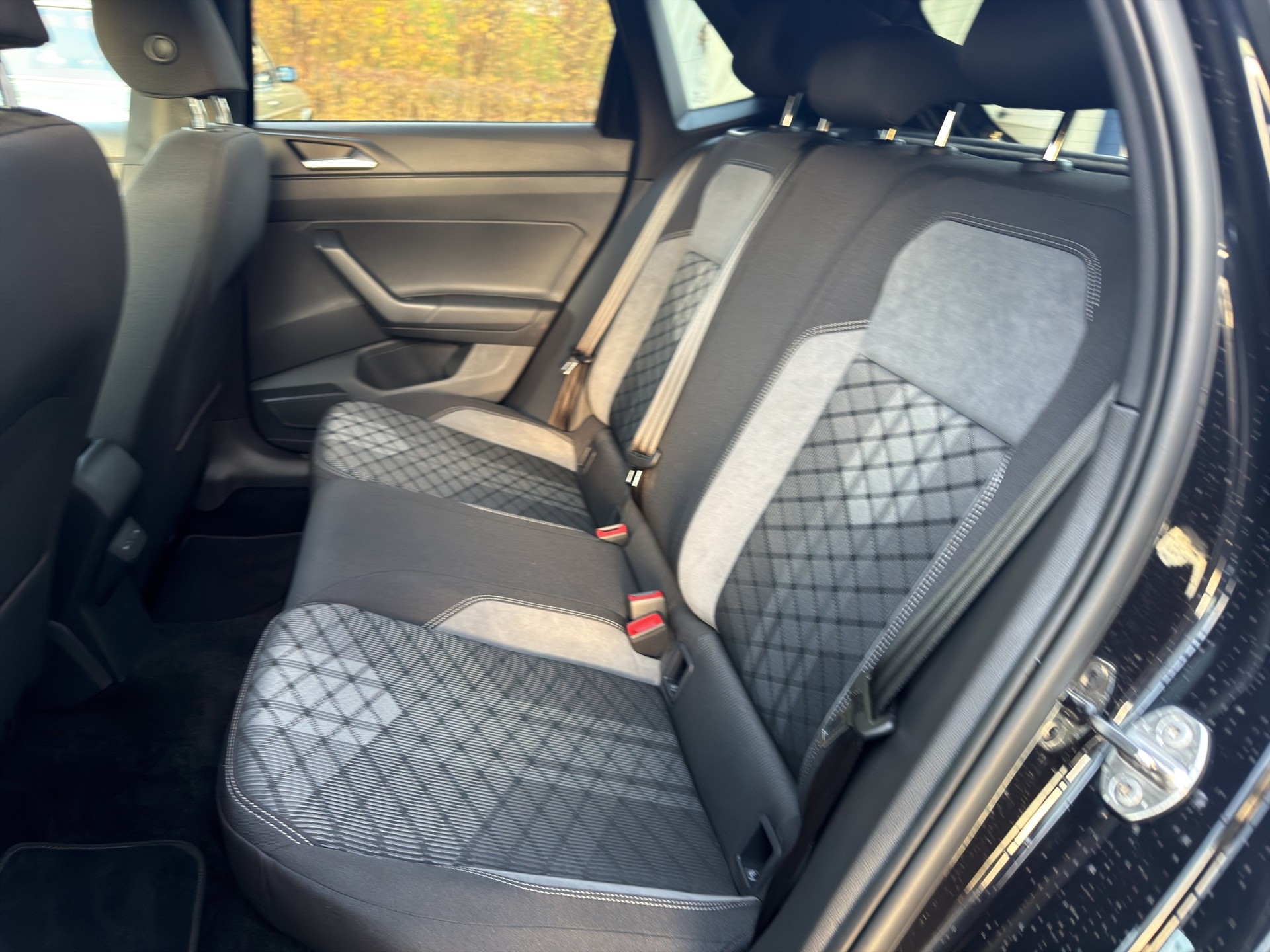 VW Polo 1.0 TSI R-Line DSG-image-12