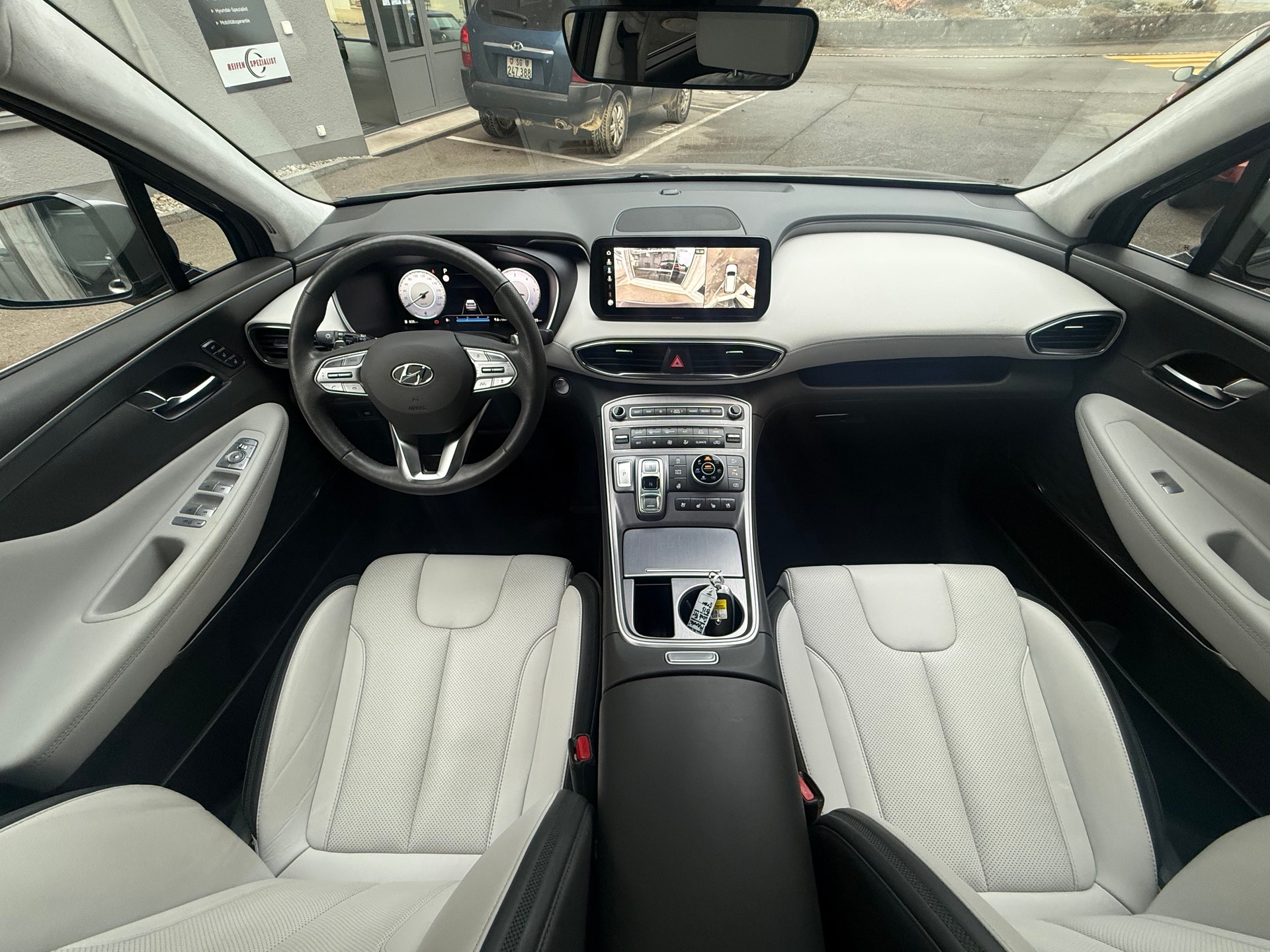 HYUNDAI Santa Fe 2.2 CRDI Vertex 4WD Automatic-image-12