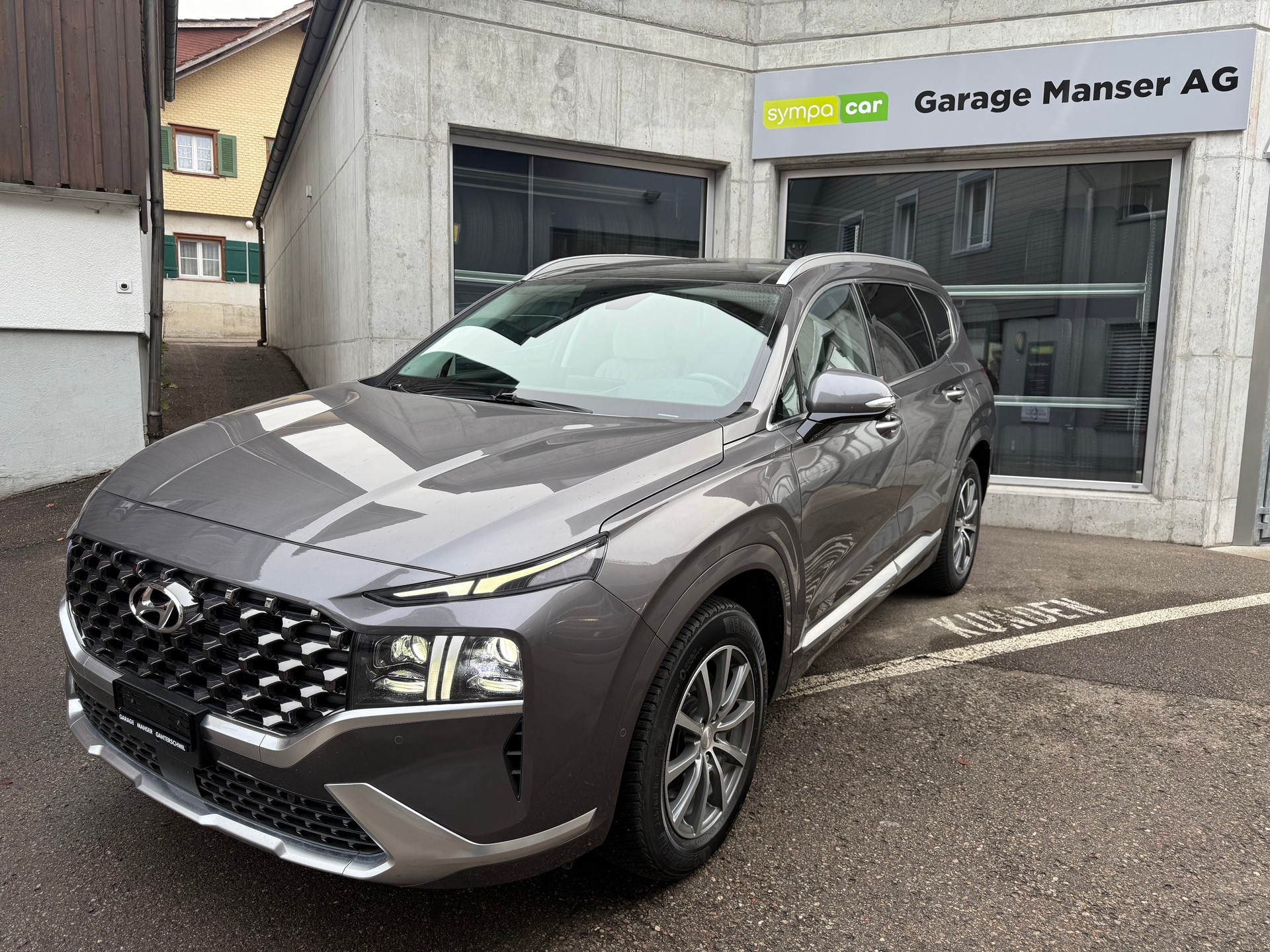 HYUNDAI Santa Fe 2.2 CRDI Vertex 4WD Automatic-image-1