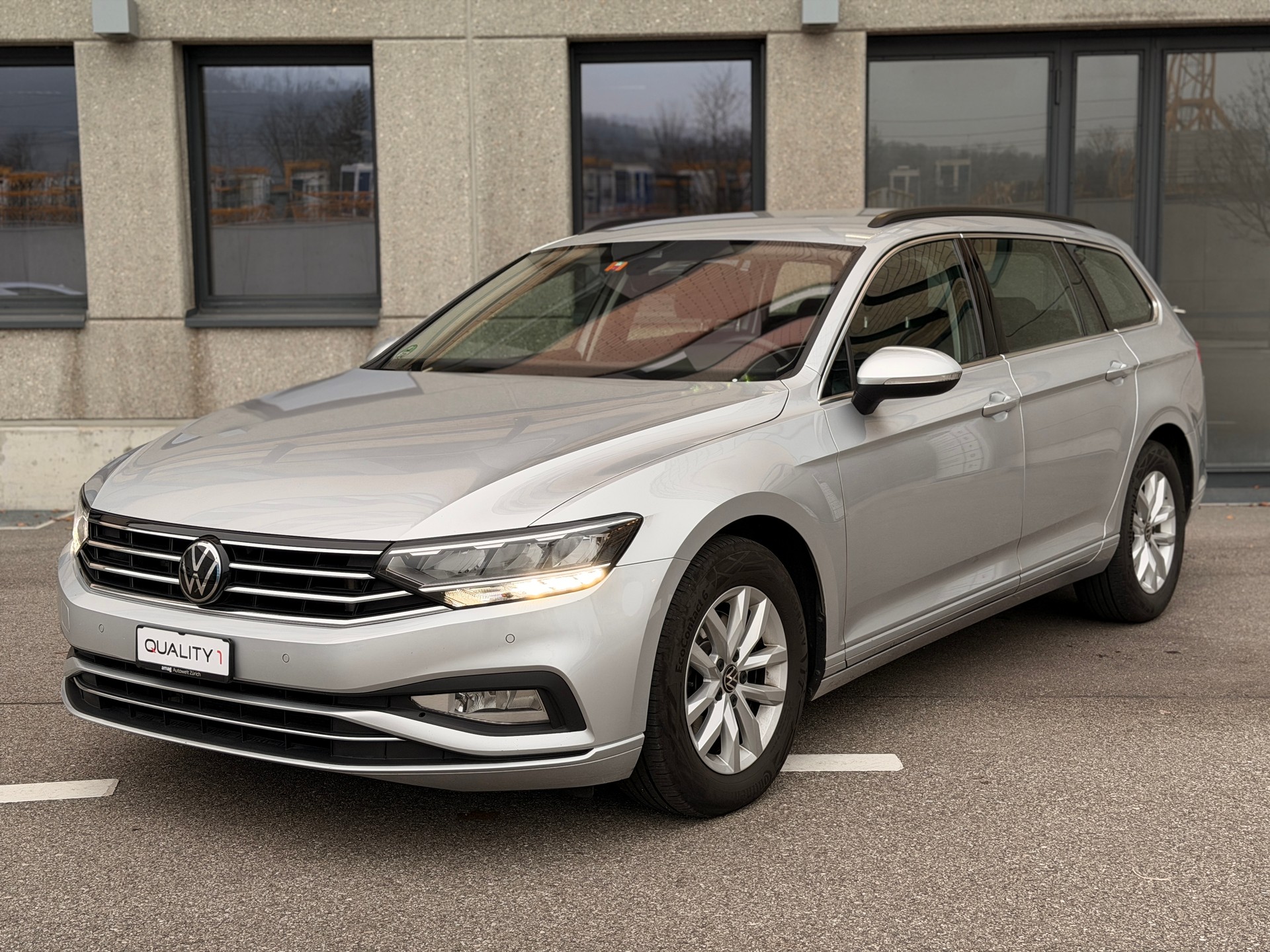 VW Passat 2.0 TDI BMT Business DSG-image-0