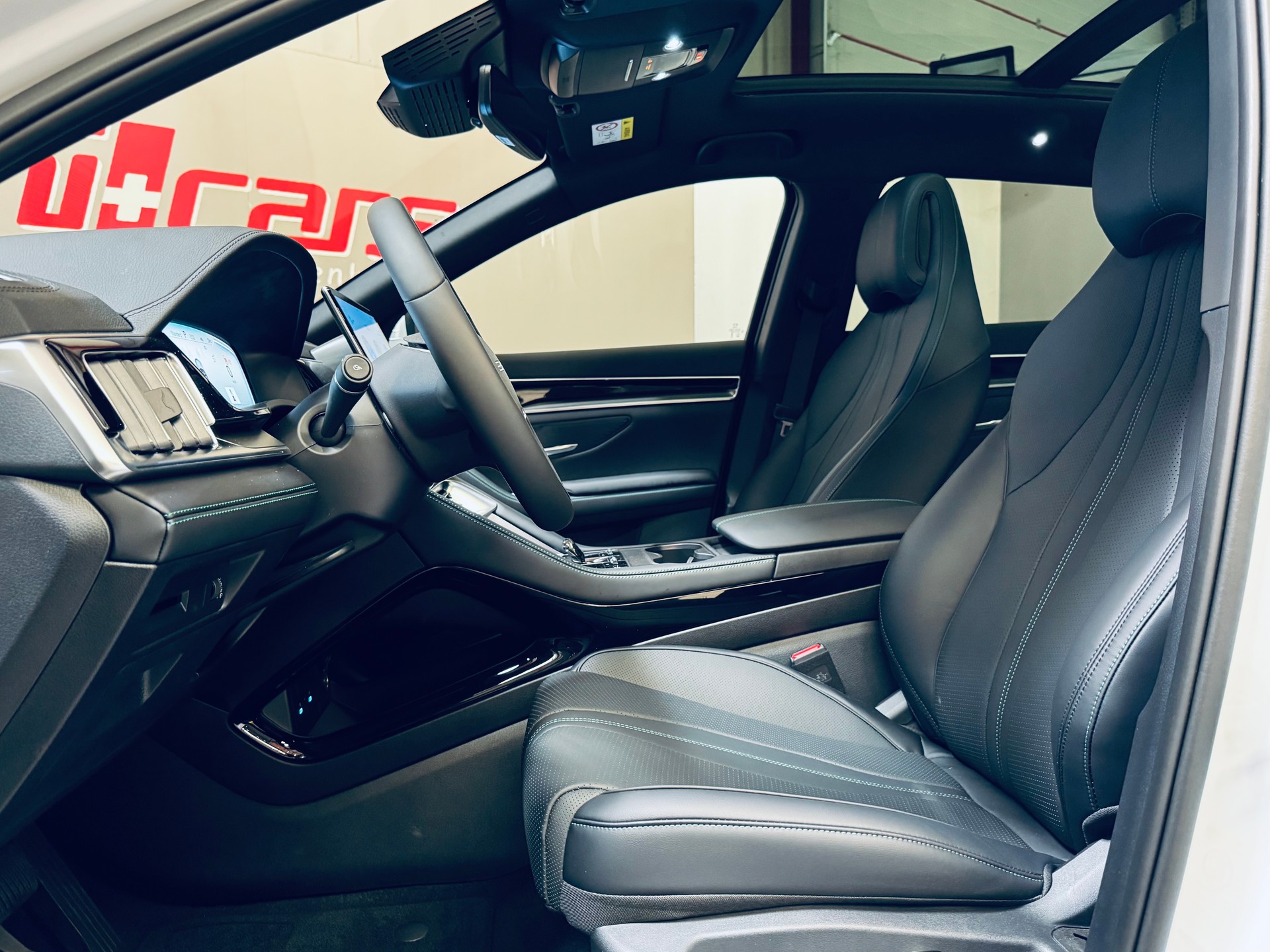 BYD Seal U DM-i Design AWD-image-9