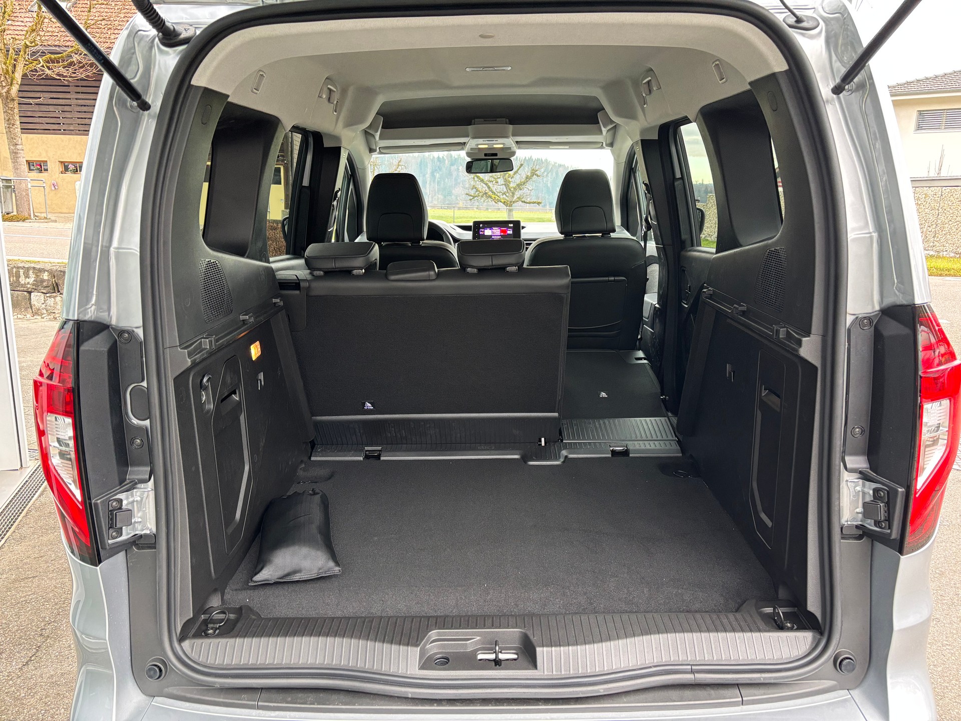 NISSAN Townstar Kombi L1 N-Connecta-image-5