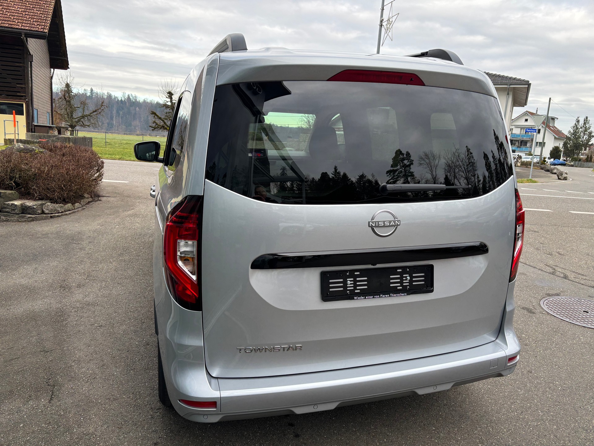 NISSAN Townstar Kombi L1 N-Connecta-image-2