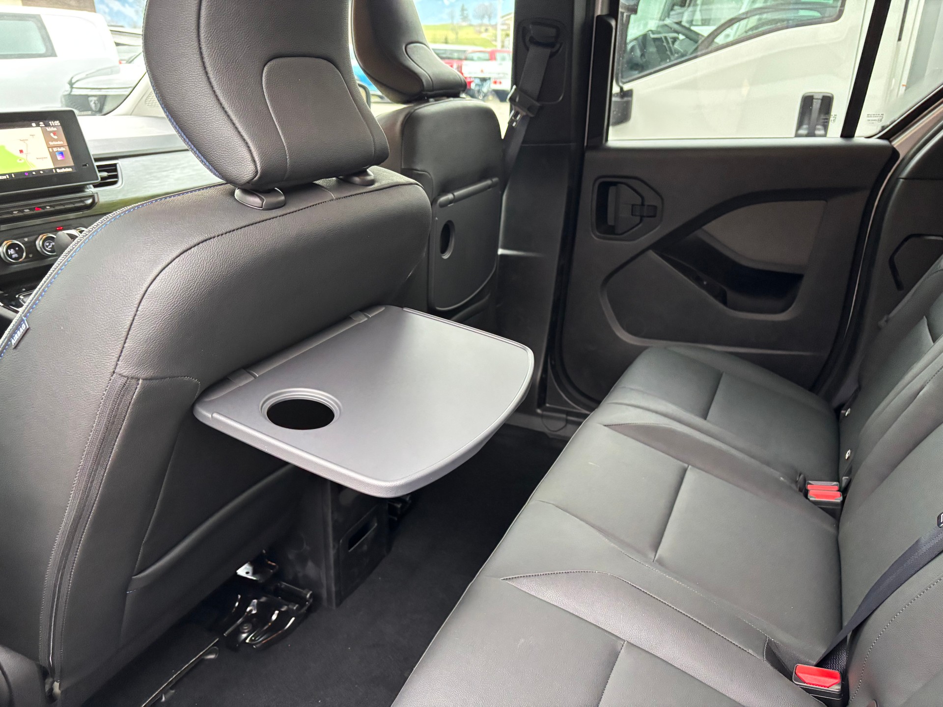 NISSAN Townstar Kombi L1 N-Connecta-image-8