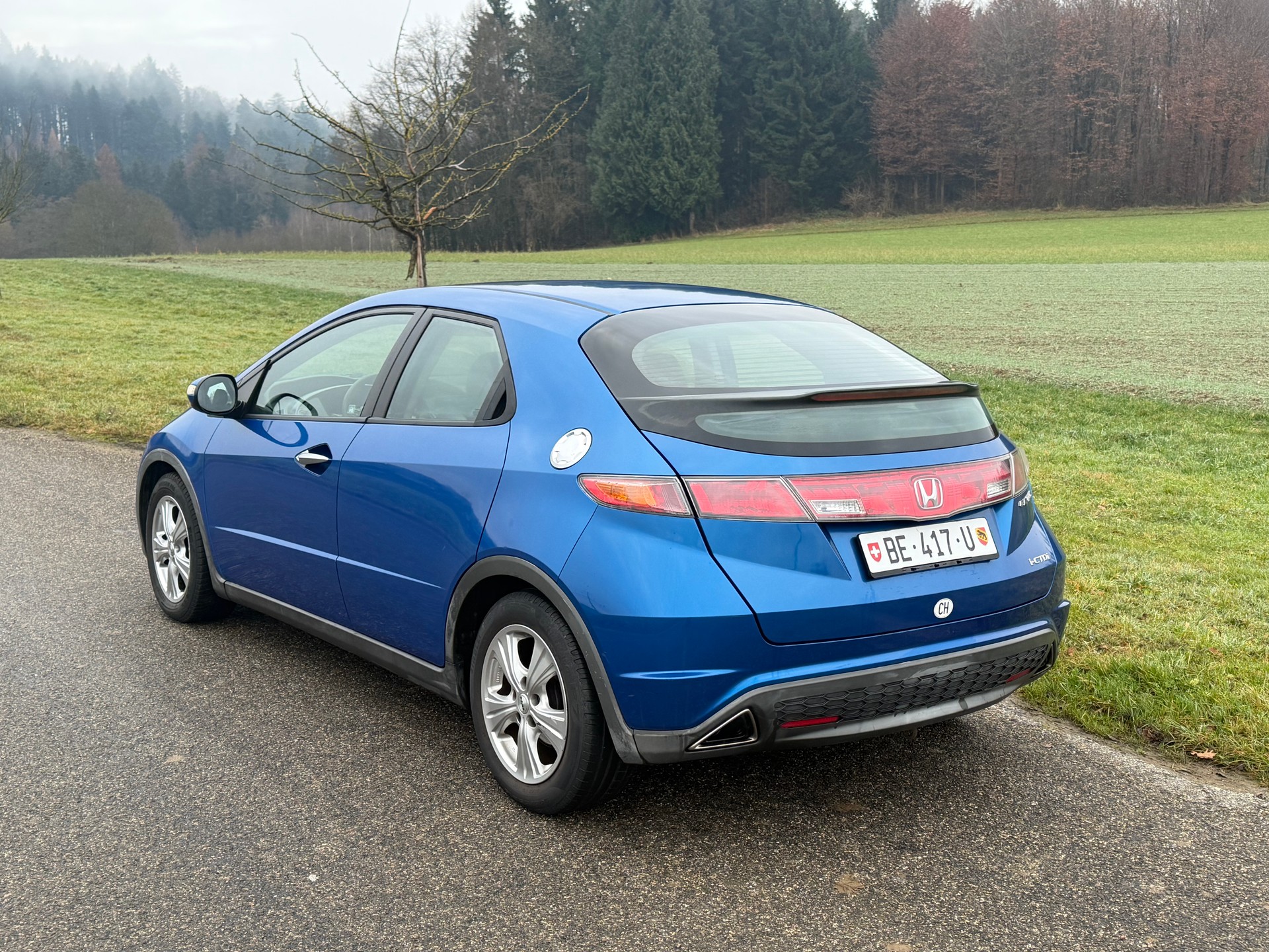 HONDA Civic 2.2 i-CTDi Comfort-image-2