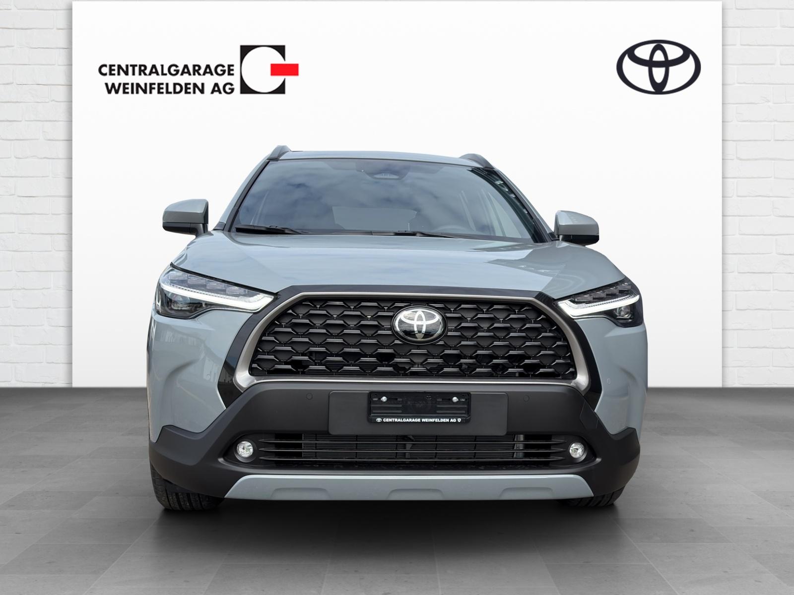 TOYOTA Corolla Cross 2.0 HSD Trend AWD-i-image-3