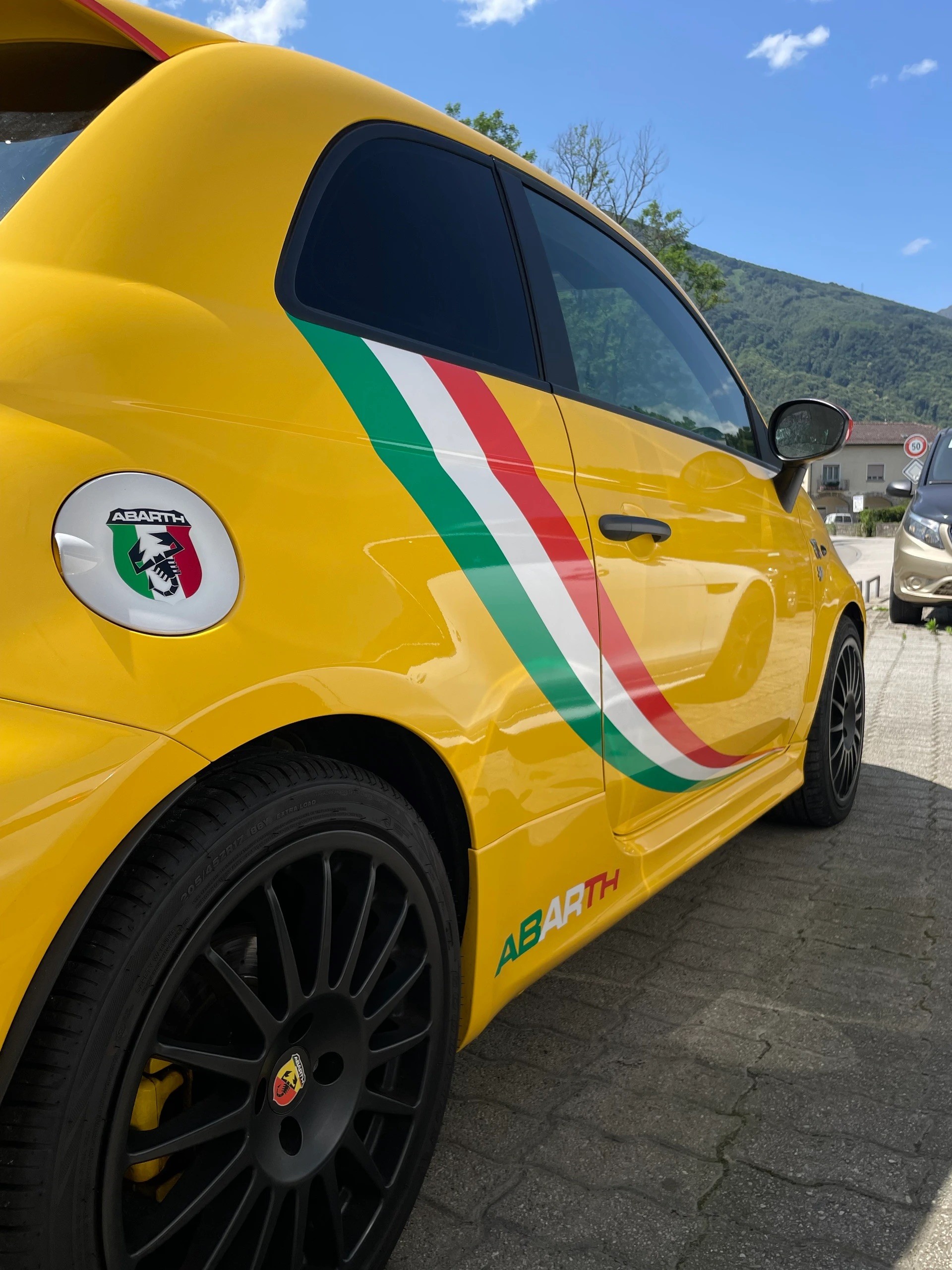 FIAT 595 1.4 16V Turbo Abarth Competition-image-6