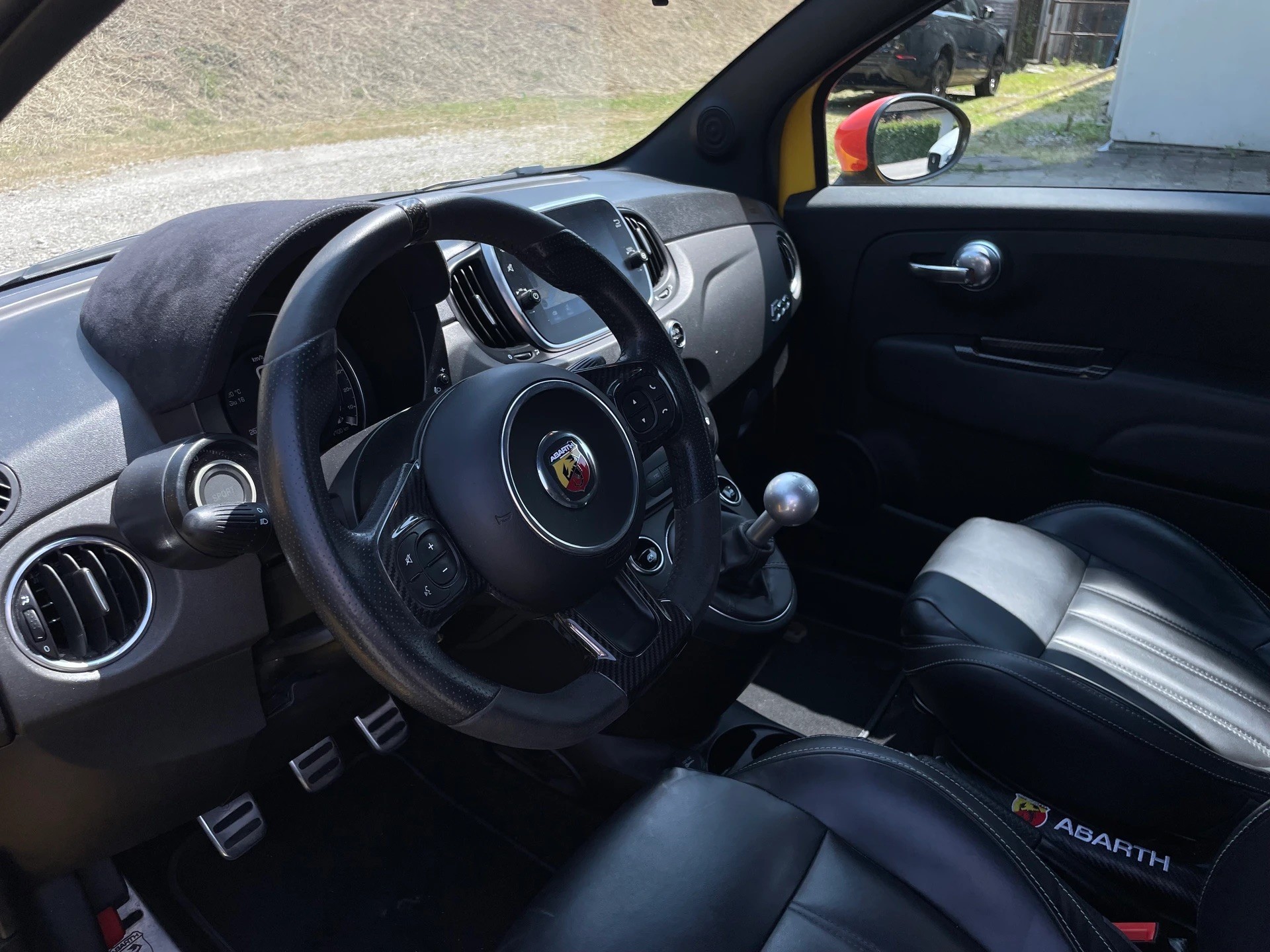 FIAT 595 1.4 16V Turbo Abarth Competition-image-11