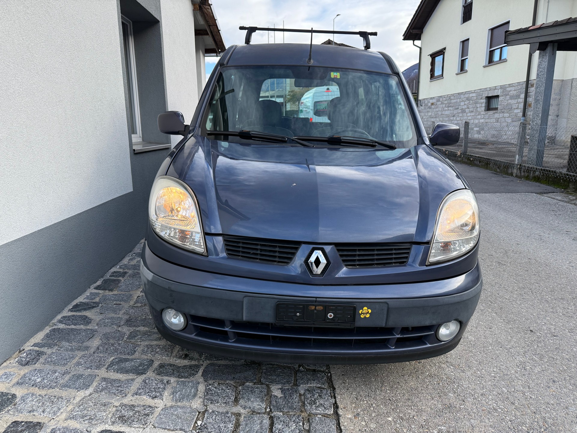 RENAULT Kangoo 1.6 16V Authentique-image-0