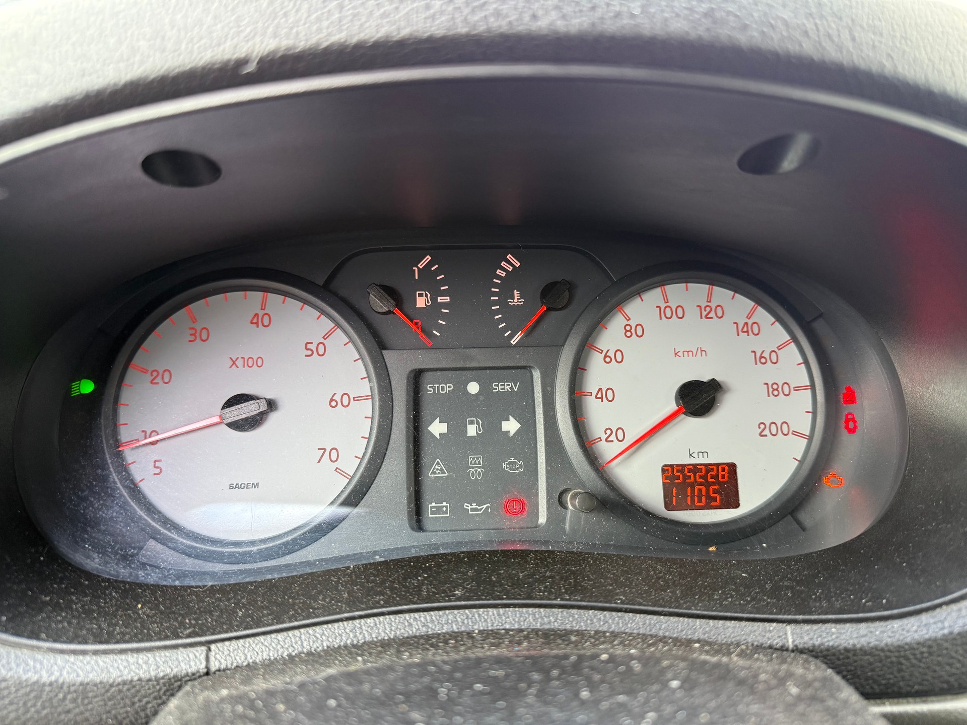 RENAULT Kangoo 1.6 16V Authentique-image-14