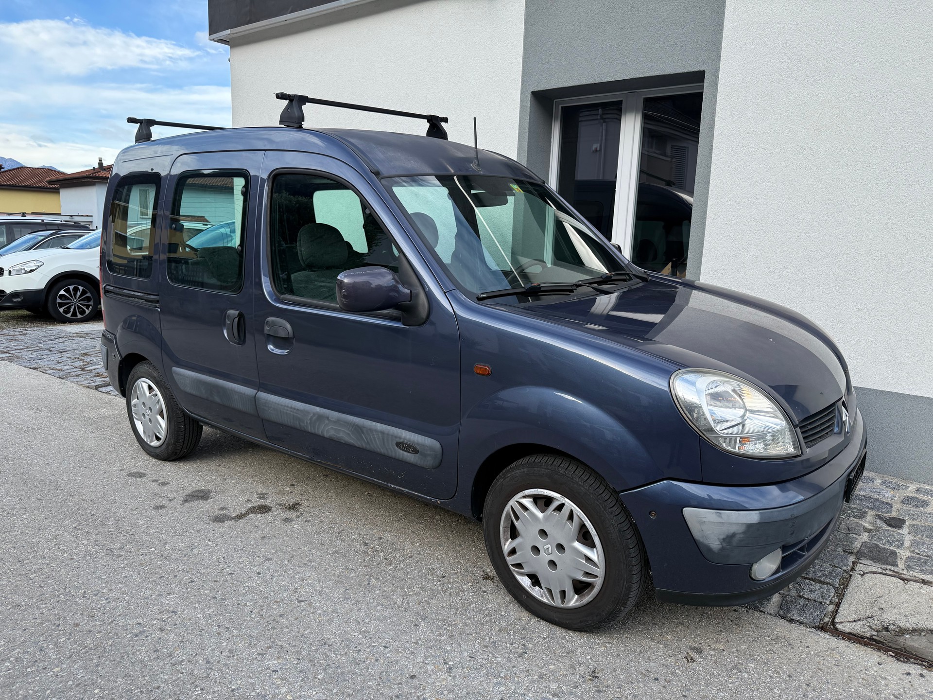 RENAULT Kangoo 1.6 16V Authentique-image-4