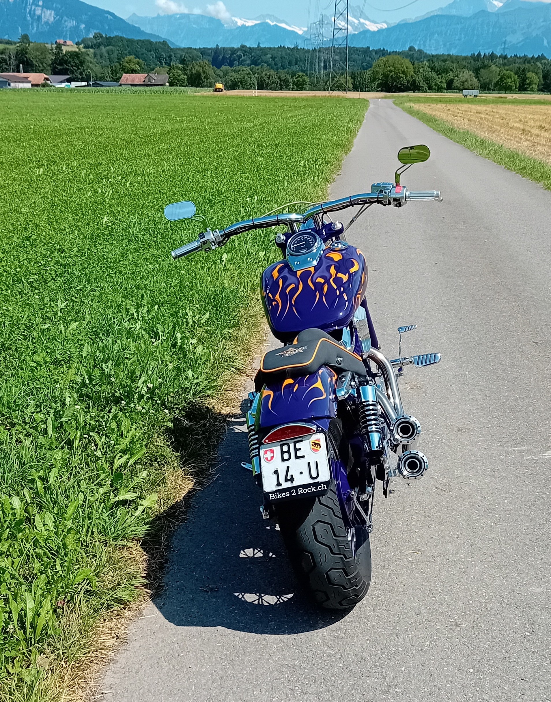 HONDA VT 750 DC Black Widow-image-4