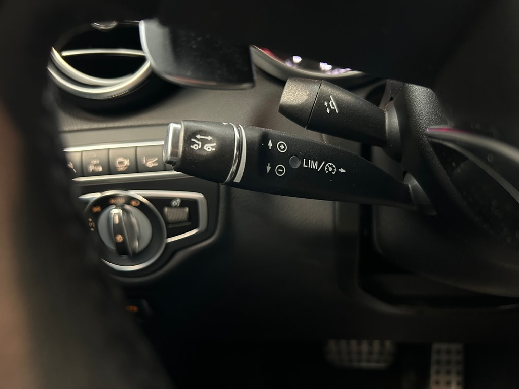 MERCEDES-BENZ GLC Coupé 63 S AMG 4Matic+ 9G-Tronic-image-8