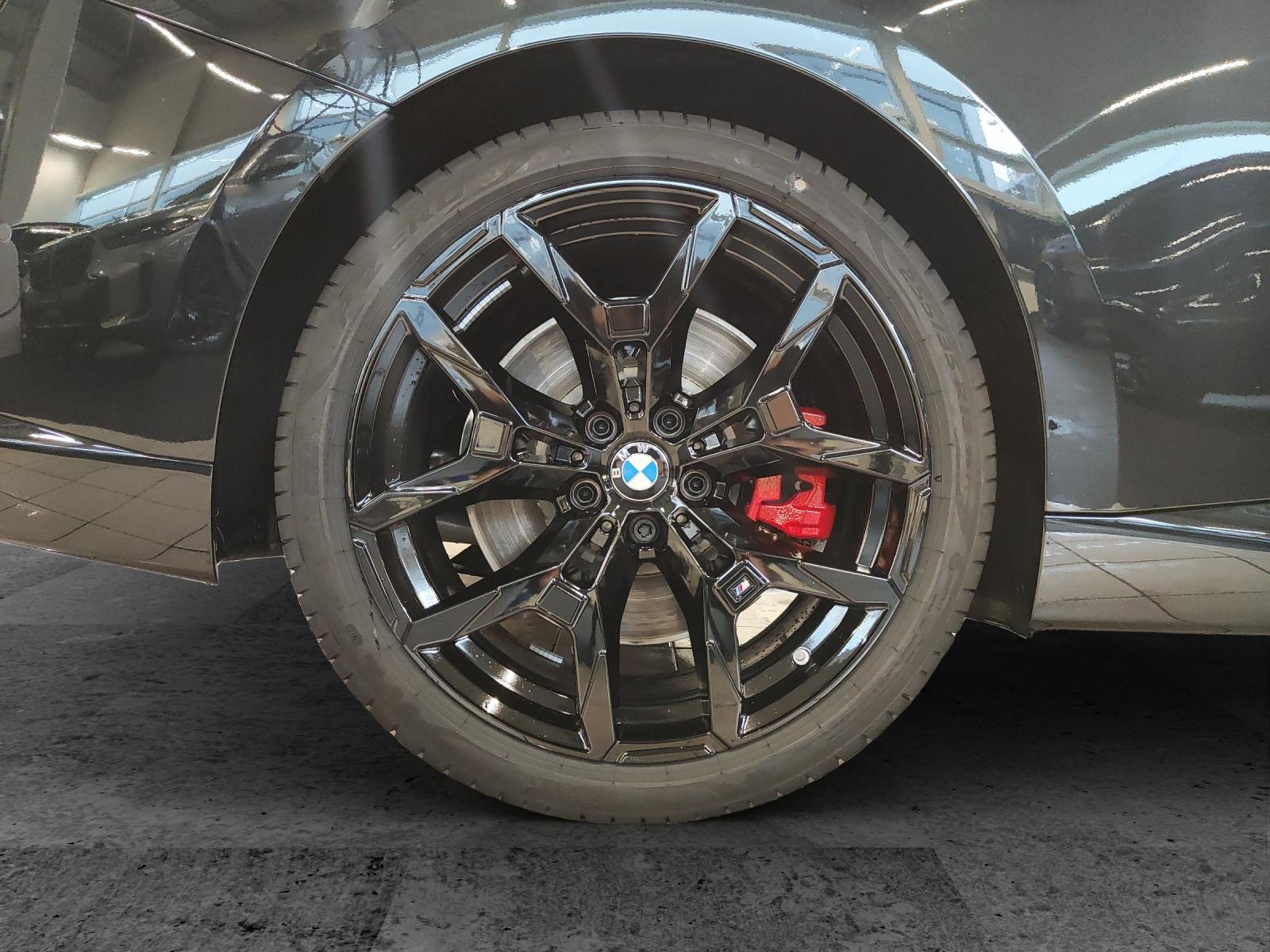 BMW M240i xDrive Coupé-image-6