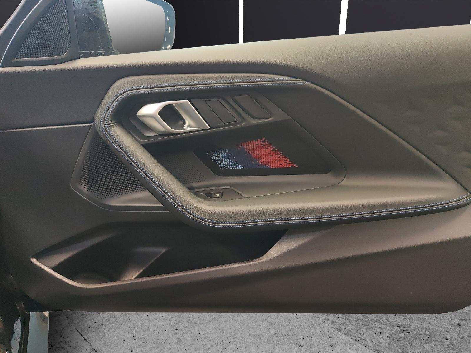 BMW M240i xDrive Coupé-image-20