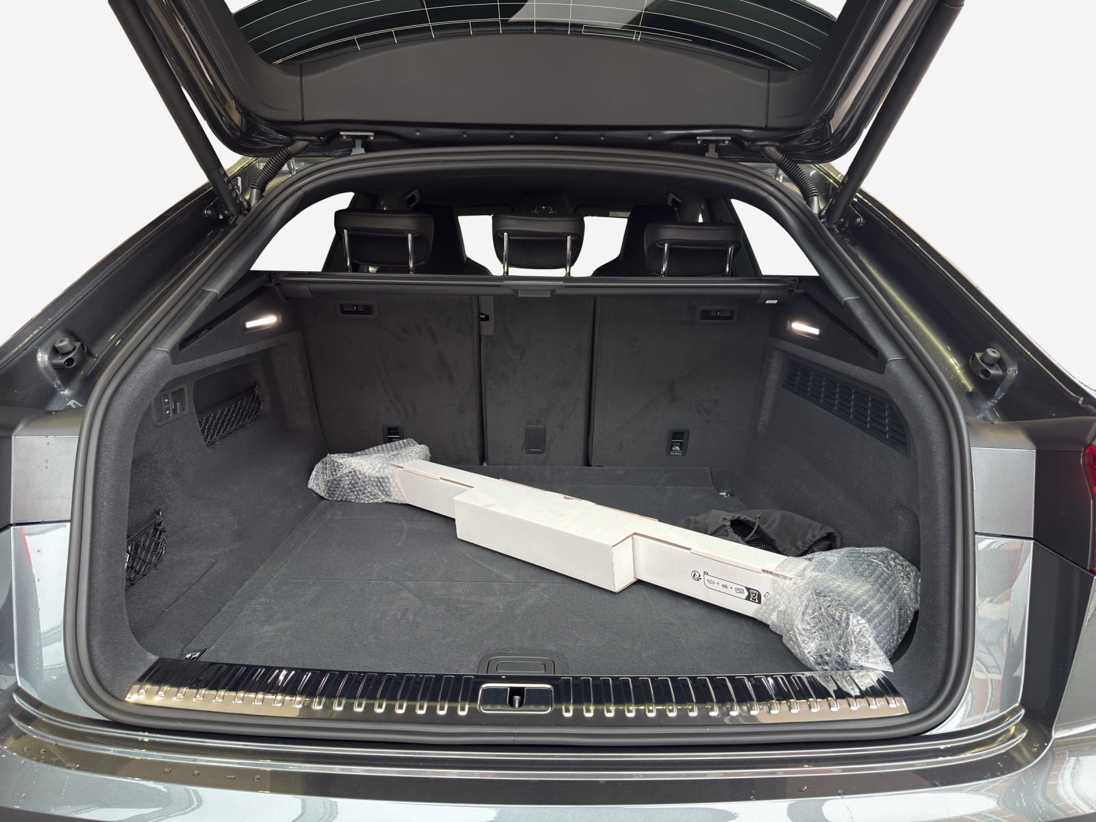 AUDI Q8 SUV TDI quattro 210 kW tiptronic-image-12