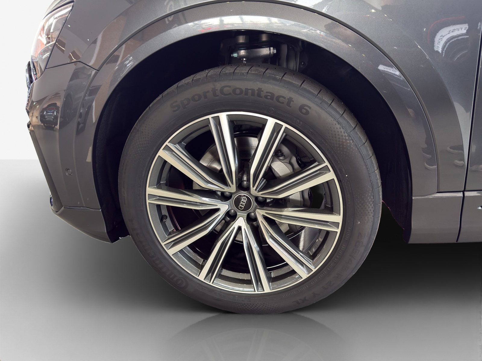 AUDI Q8 SUV TDI quattro 210 kW tiptronic-image-13