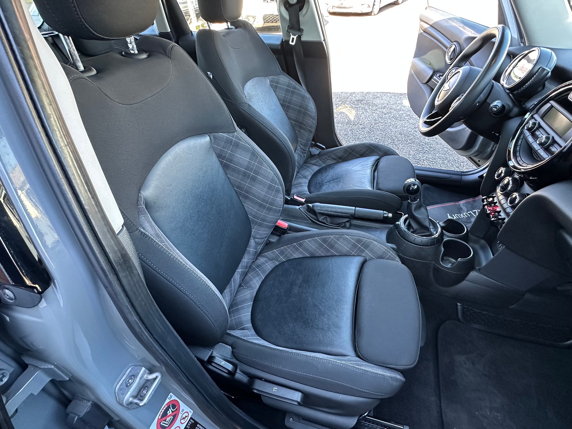 MINI Cooper-image-20