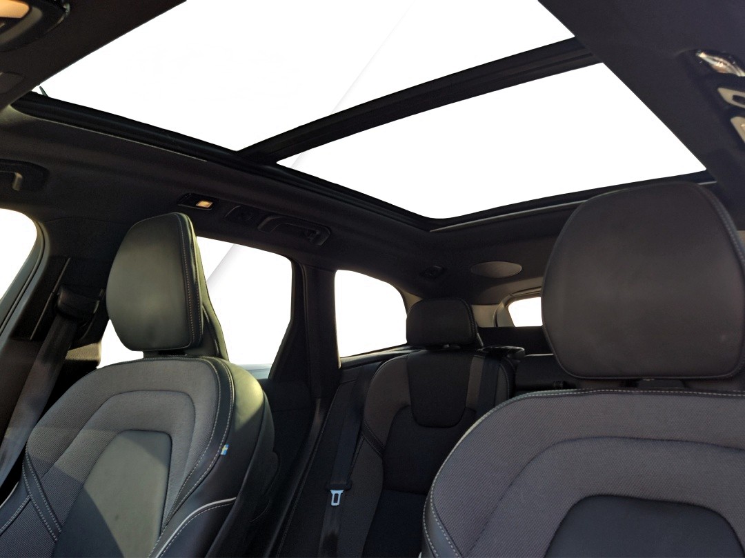 VOLVO XC60 T8 eAWD PluginHybrid Plus Dark Geartronic-image-17