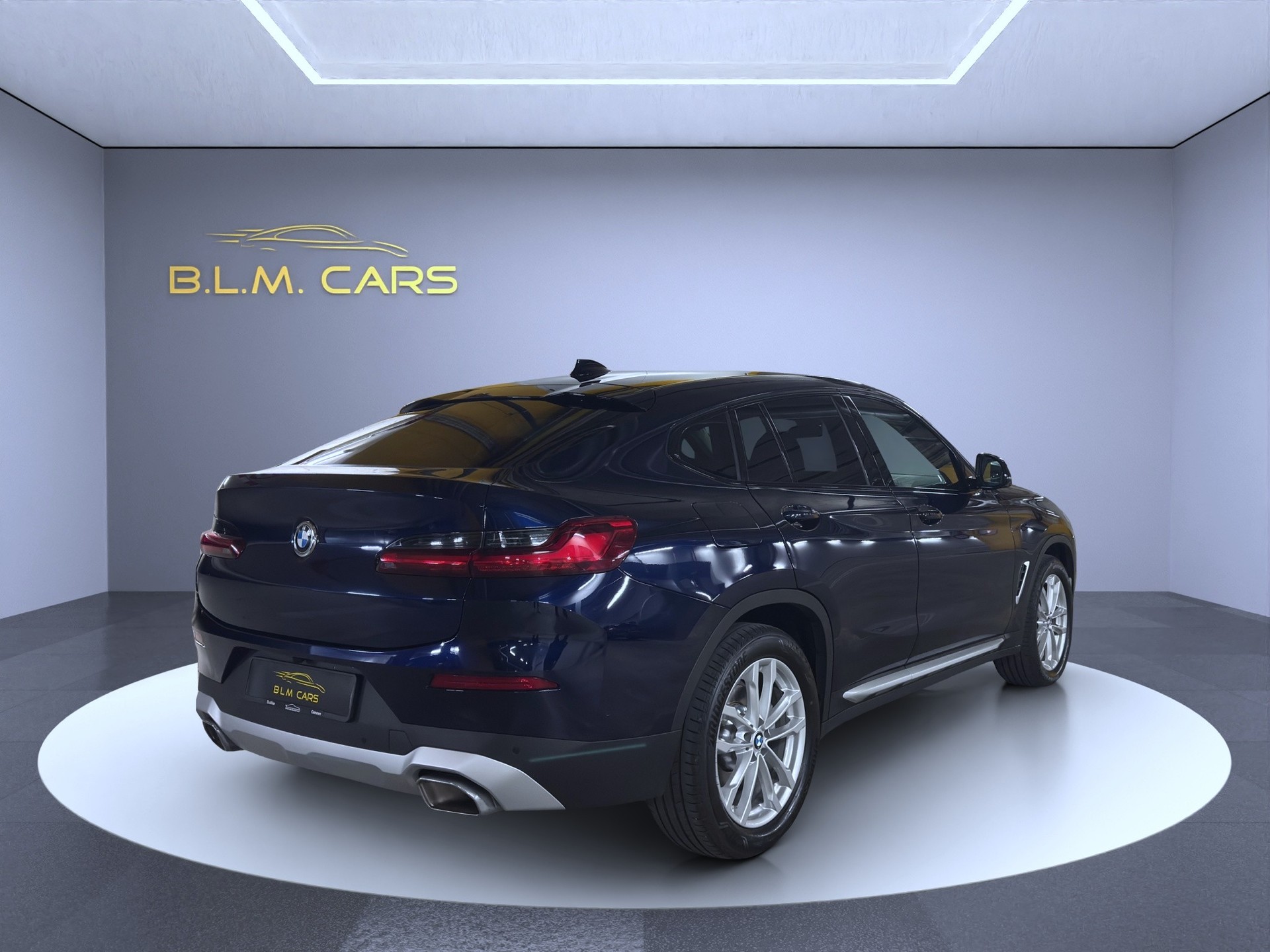 BMW X4 xDrive 48V 20i Steptronic-image-6