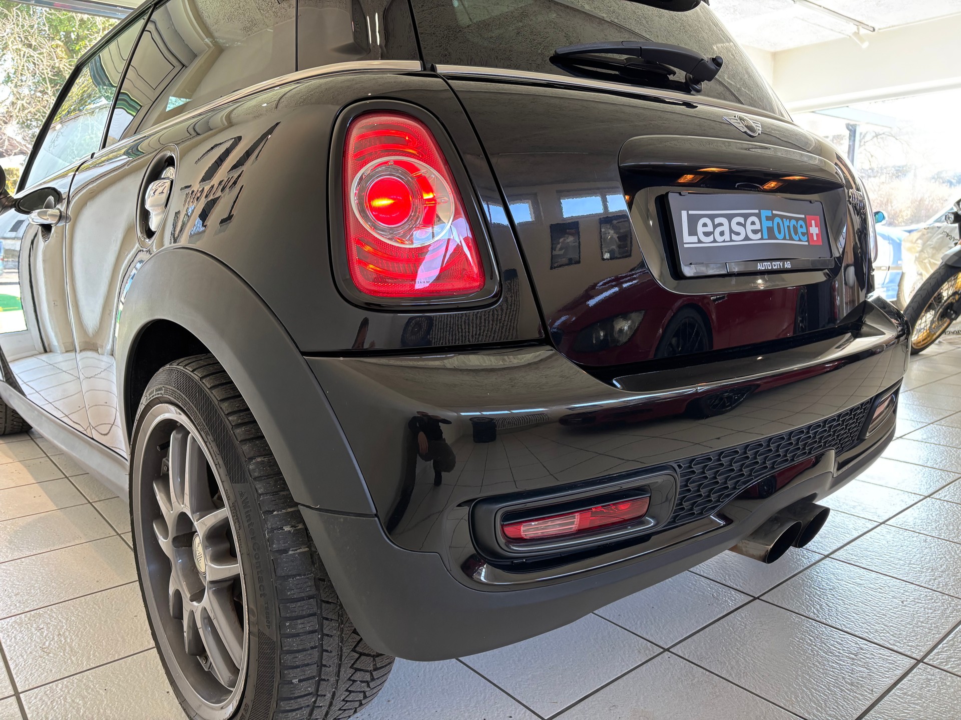 MINI Cooper S-image-6