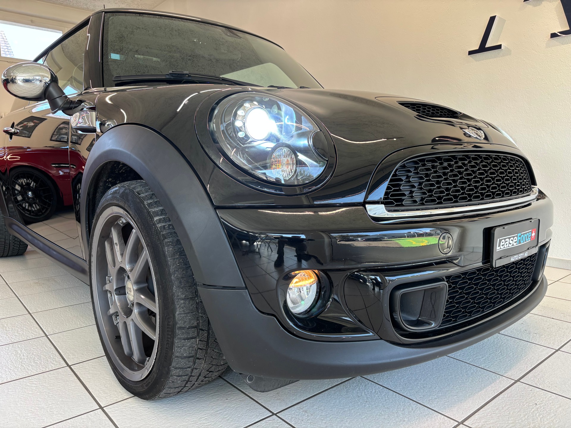 MINI Cooper S-image-5