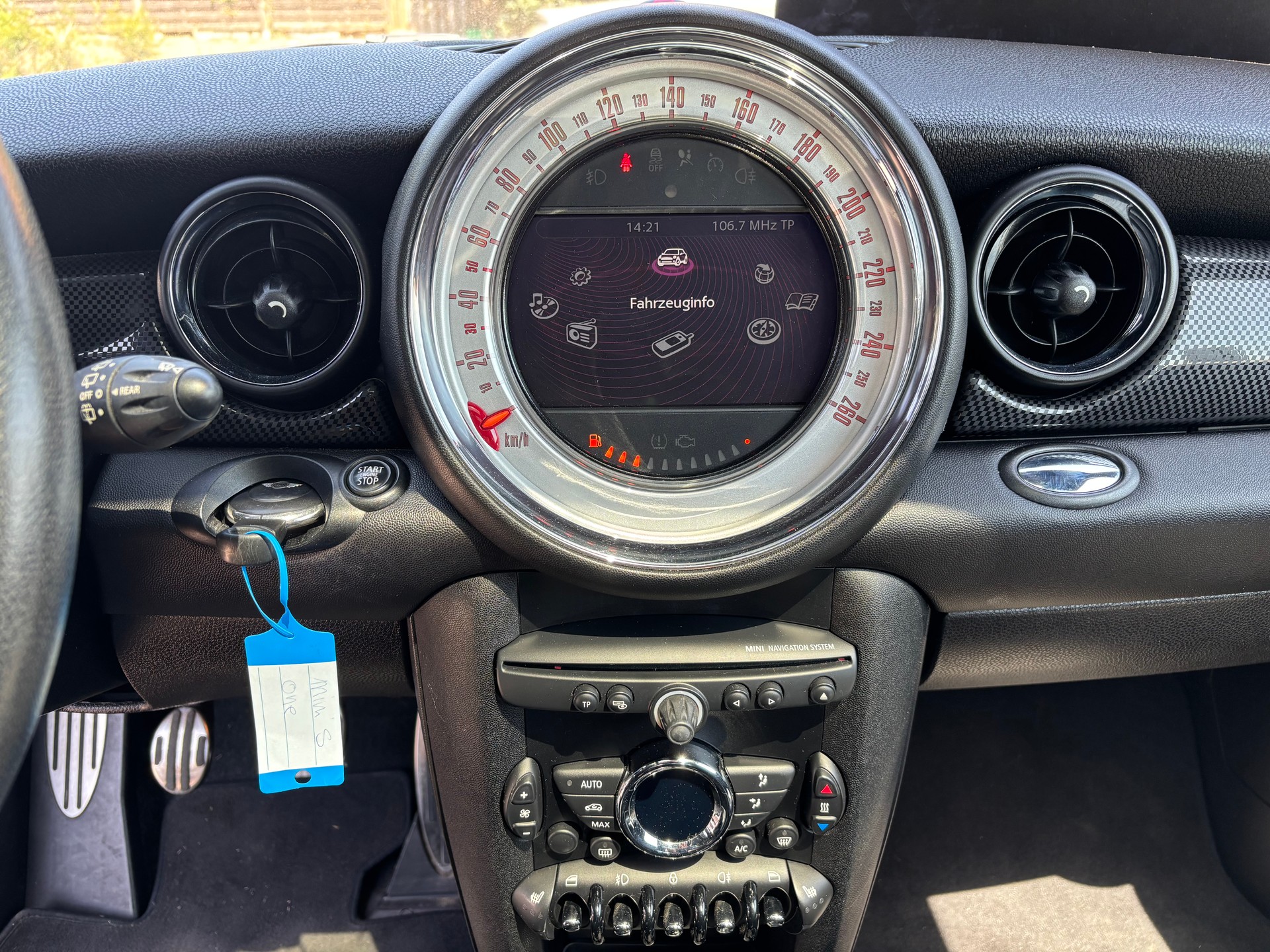 MINI Cooper S-image-14