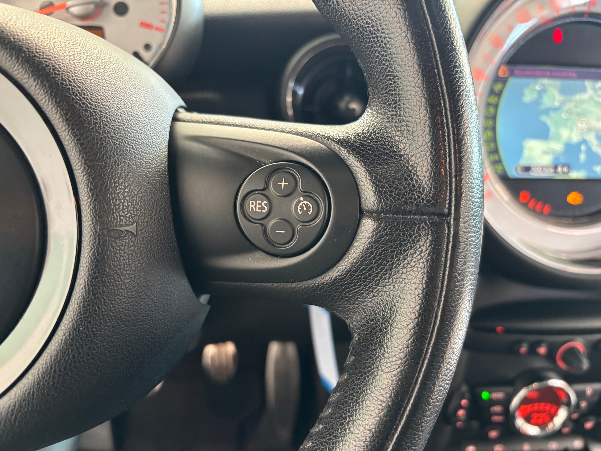 MINI Cooper S-image-13