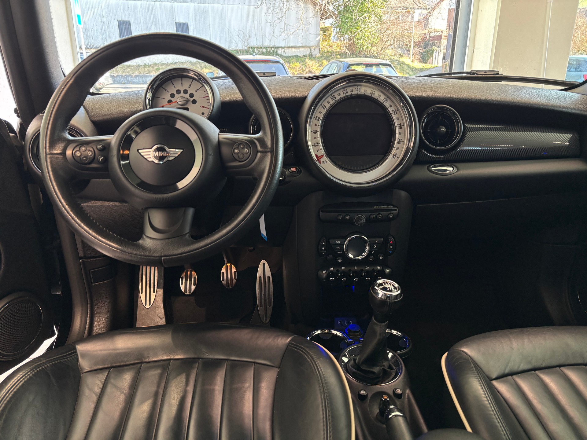 MINI Cooper S-image-8