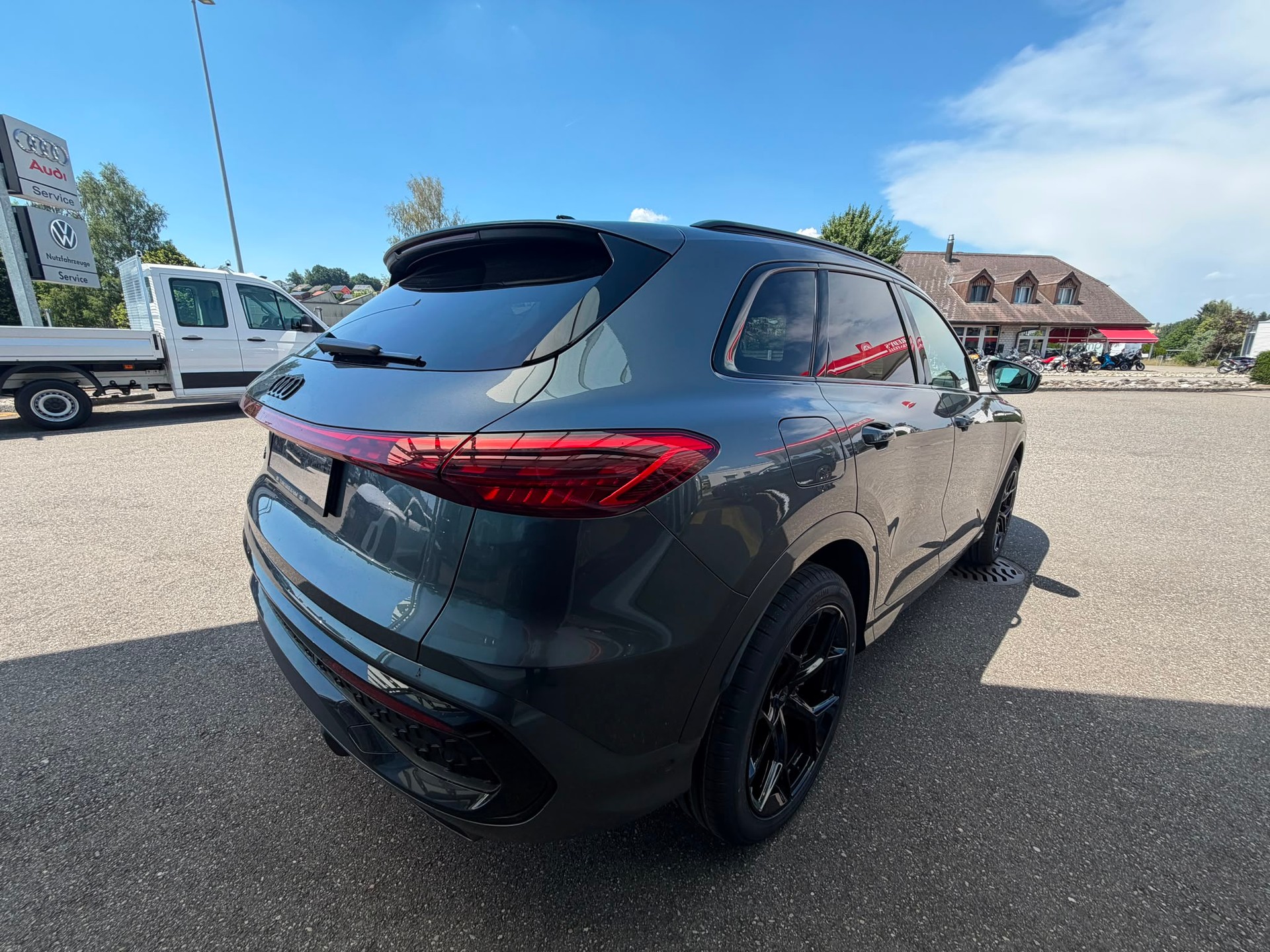 AUDI Q5 TFSI quatto 150 kW S-tronic-image-4