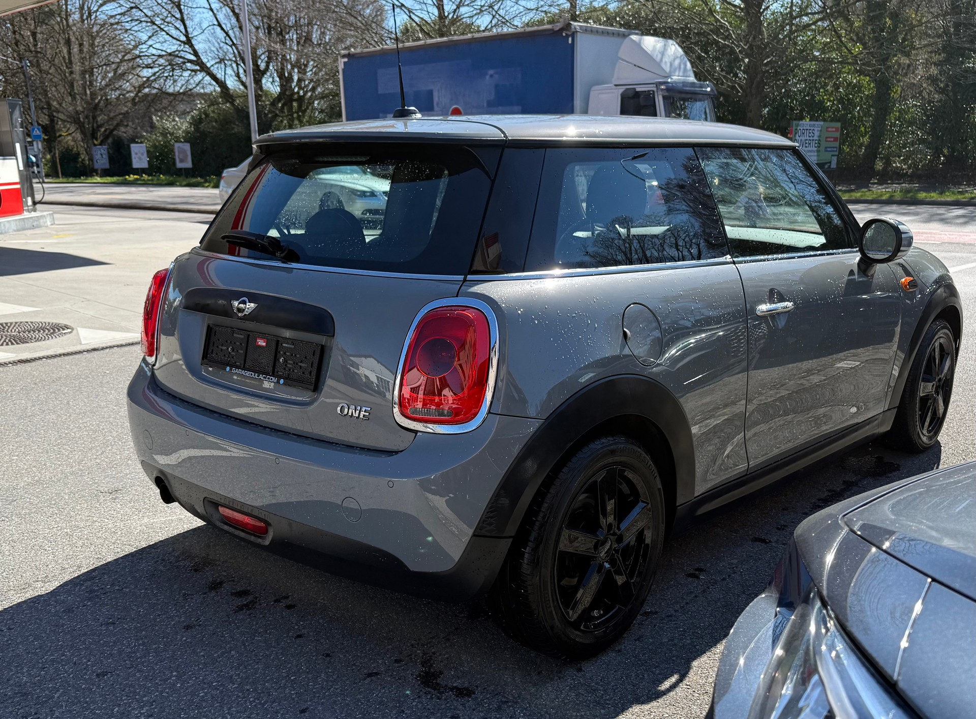 MINI One First-image-4