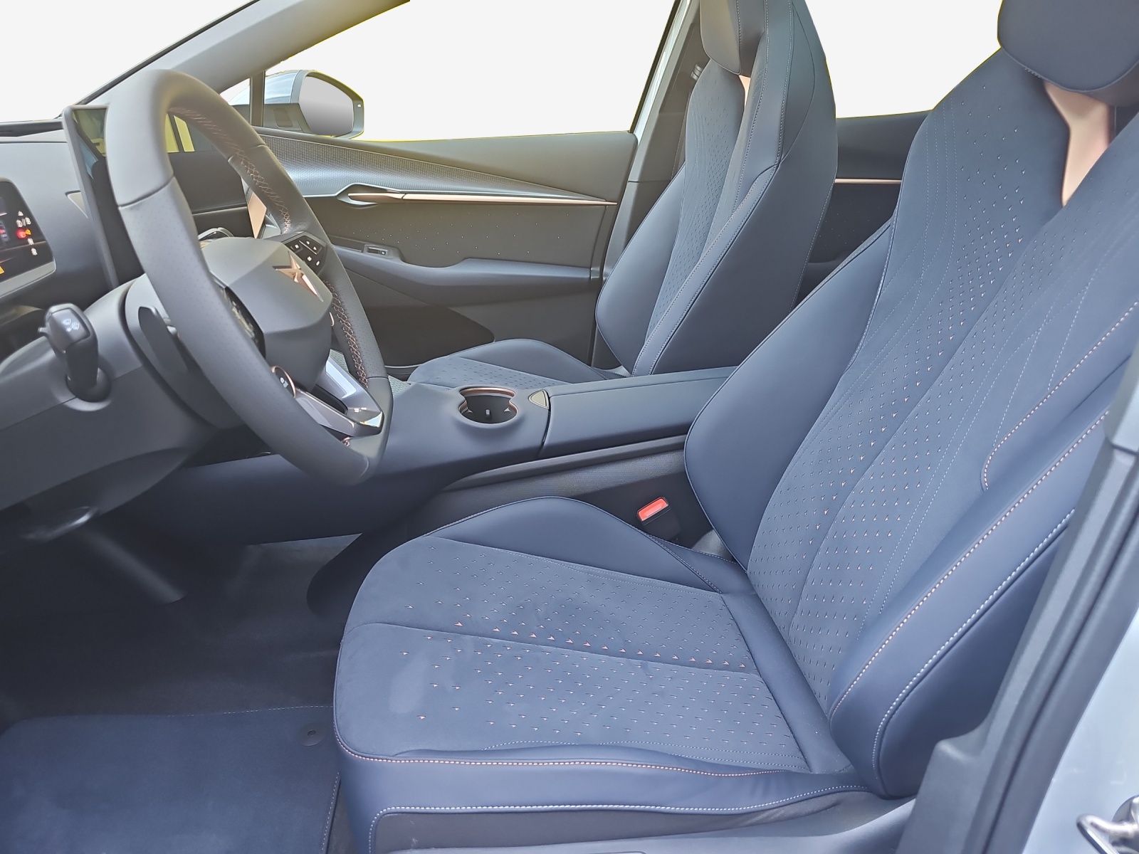 CUPRA Tavascan Type 9 77 kWh VZ Adrenaline-image-8