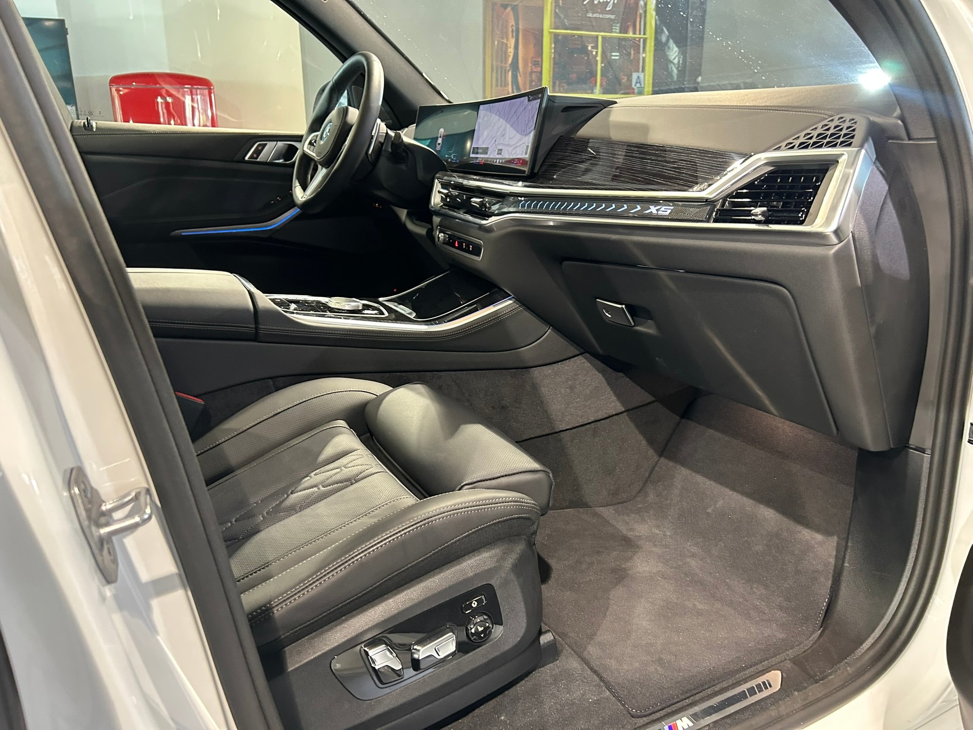 BMW X5 xDrive 50e M Sport Pro Steptronic-image-27