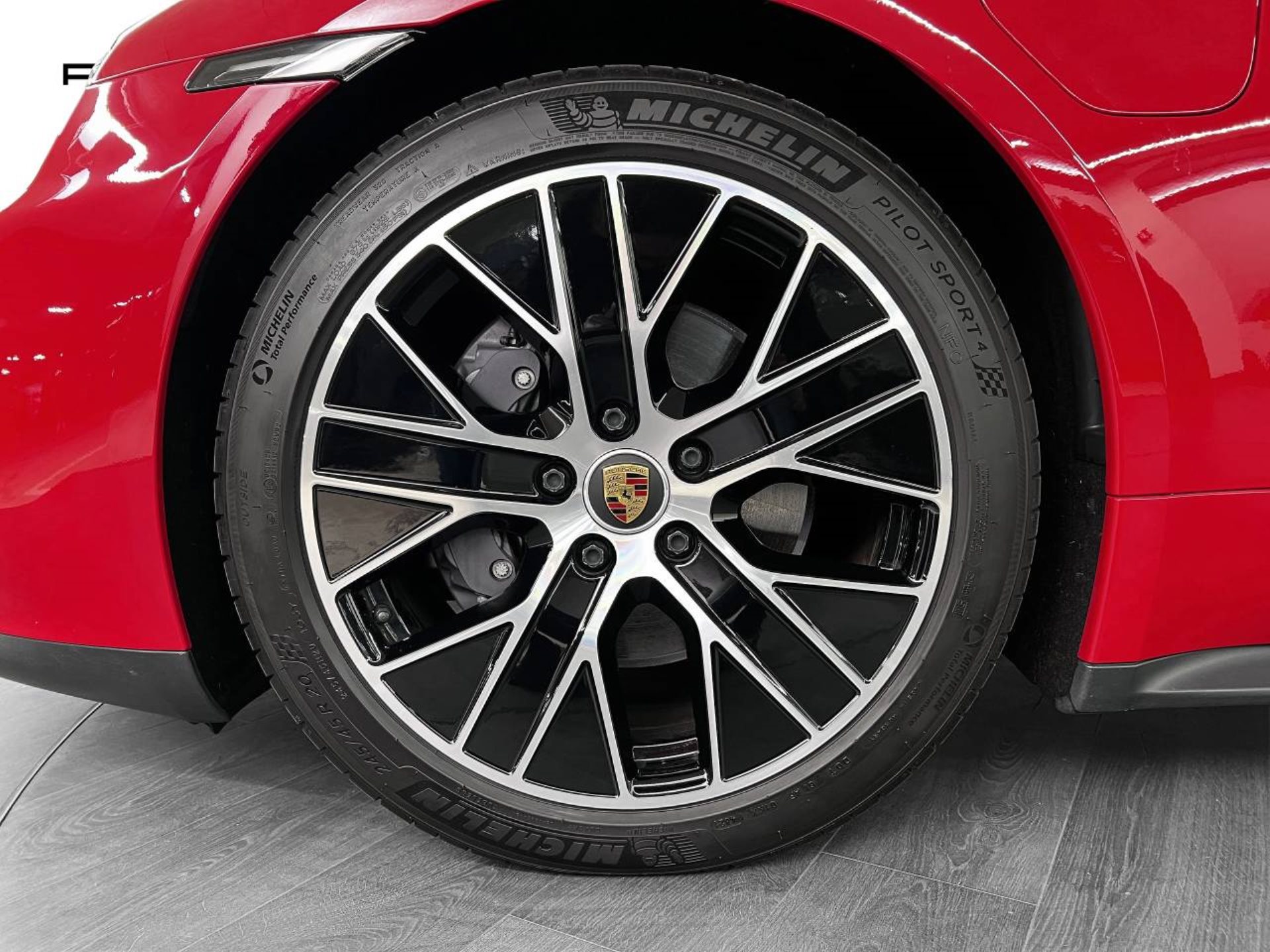 PORSCHE Taycan-image-10