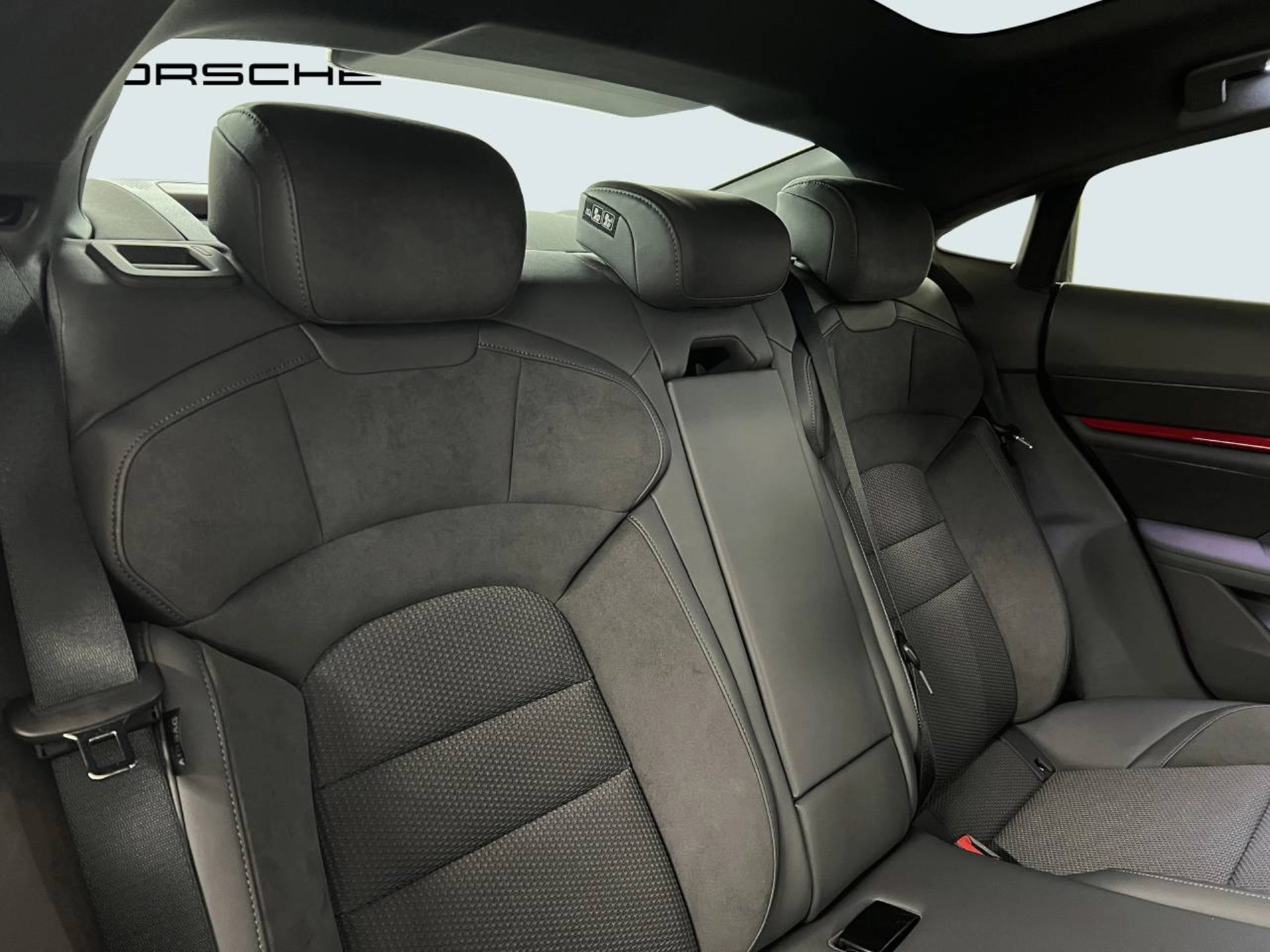 PORSCHE Taycan-image-23