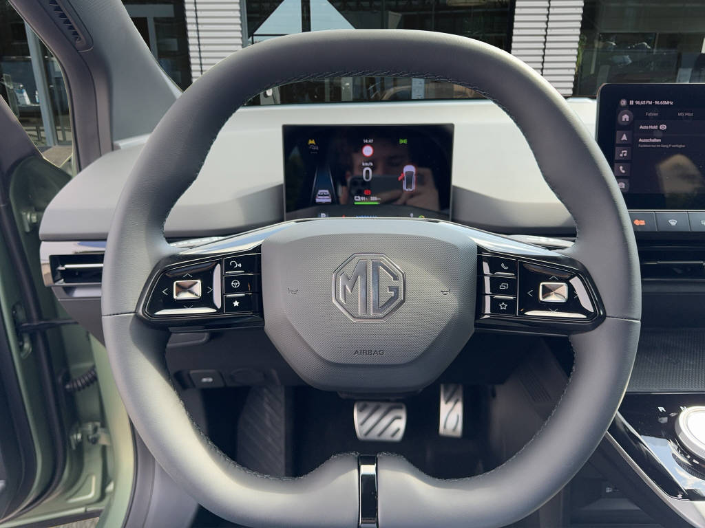MG 4 Xpower 64kWh 4x4 435 ch-image-9