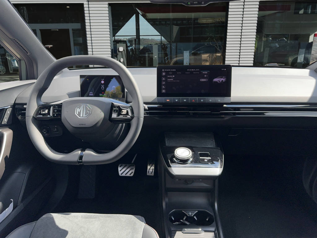 MG 4 Xpower 64kWh 4x4 435 ch-image-12