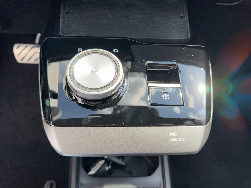 MG 4 Xpower 64kWh 4x4 435 ch-image-14
