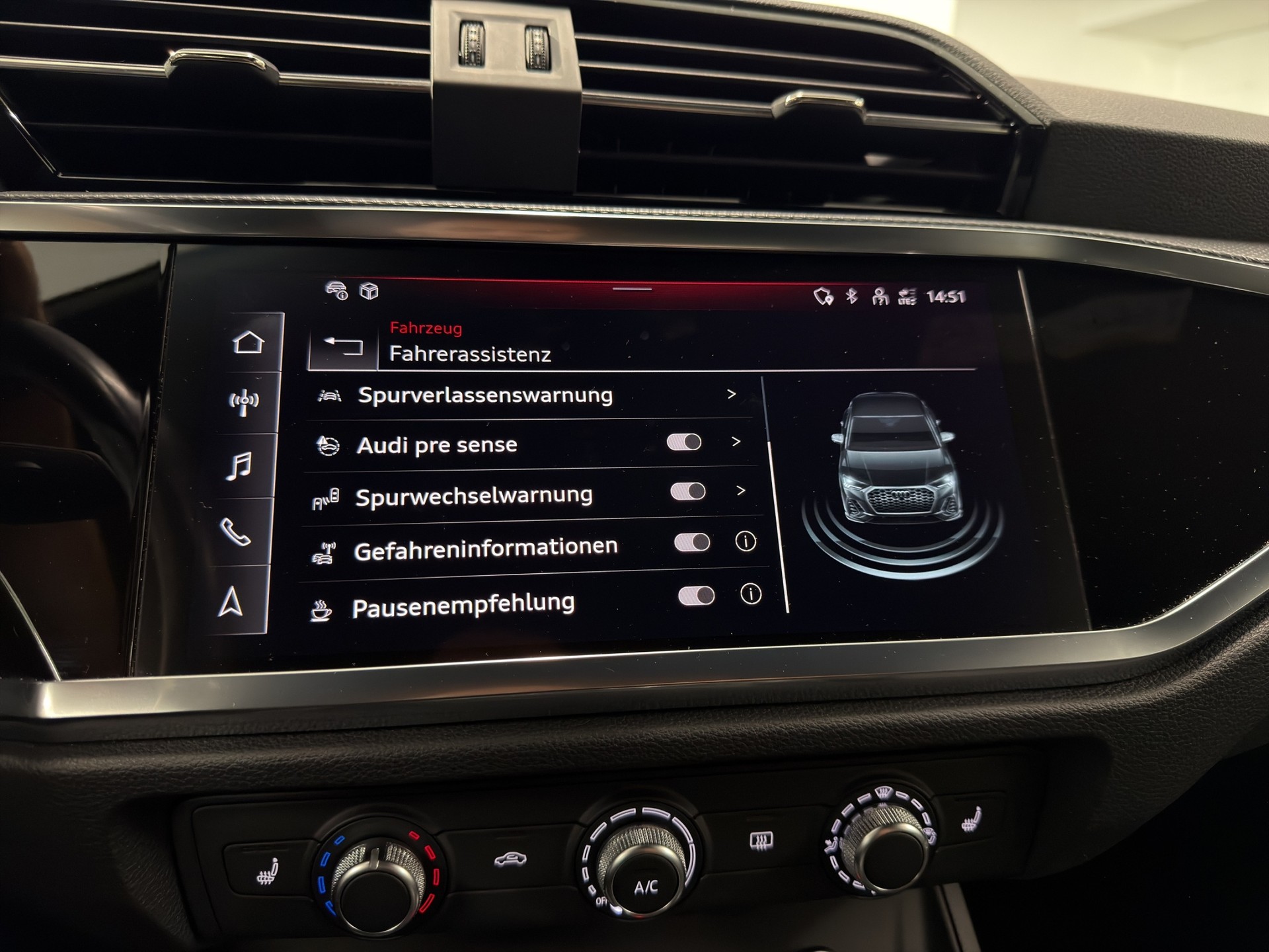 AUDI Q3 Sportback 40 TFSI S line quattro S-tronic-image-20