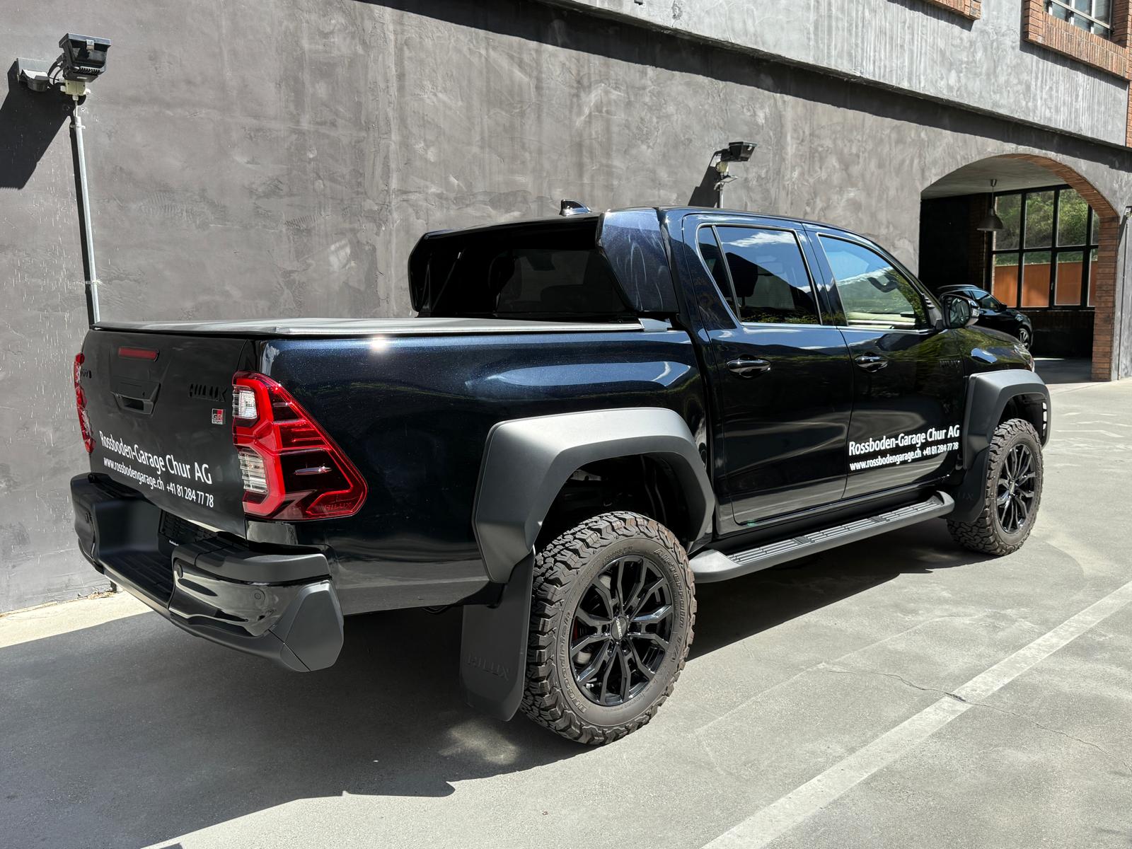 TOYOTA Hilux 2.8d GR Sport II Double Cab 4x4 A-image-6