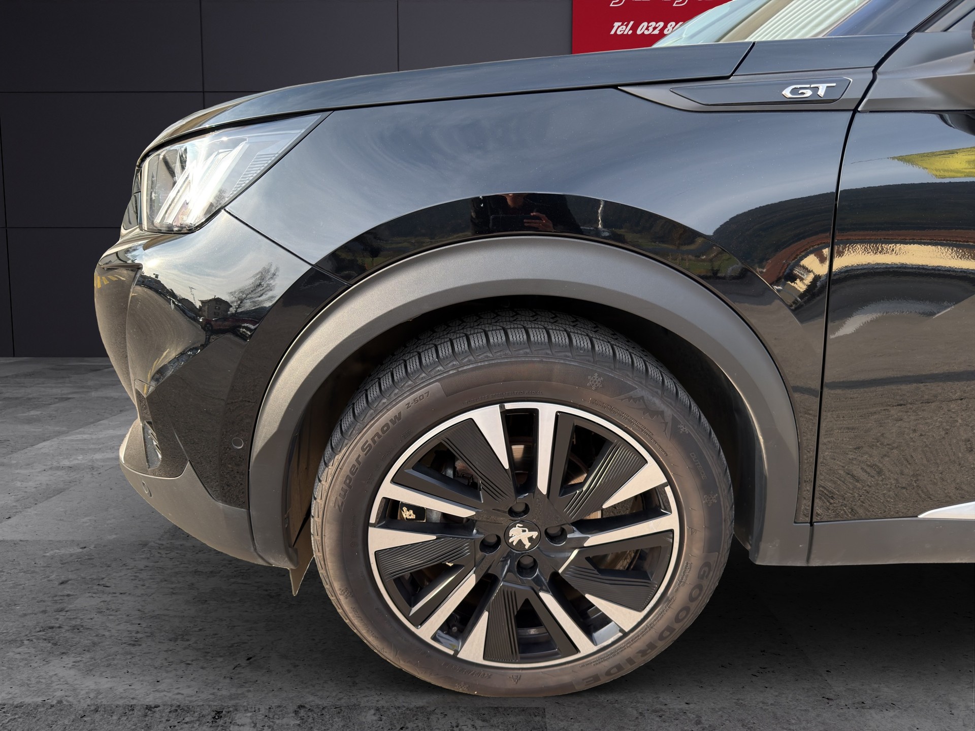 PEUGEOT 2008 1.2 GT Pack-image-4