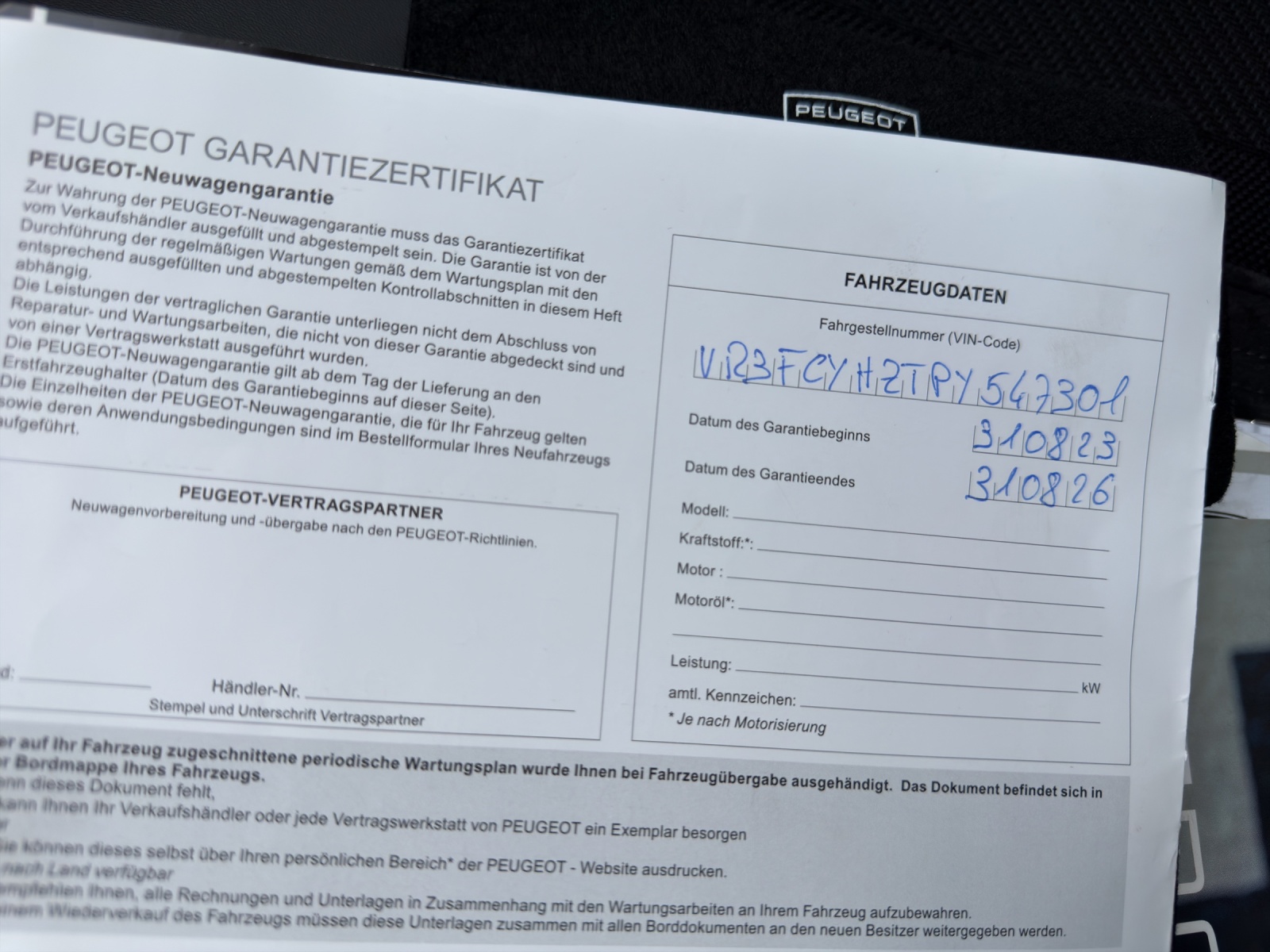 PEUGEOT 308 SW 1.5 BlueHDI GT EAT8-image-25