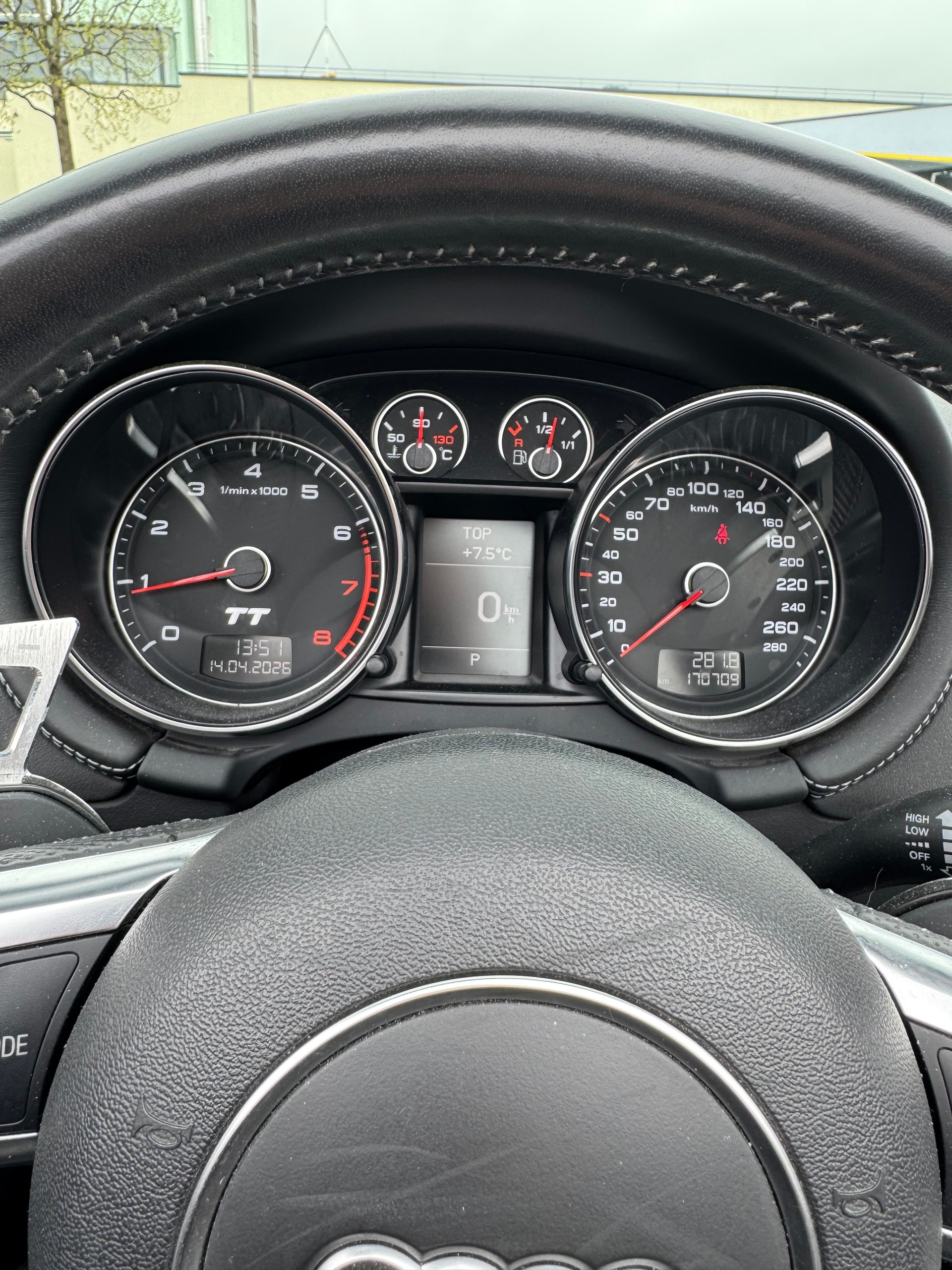 AUDI TT Roadster 2.0 TFSI quattro S-tronic-image-7