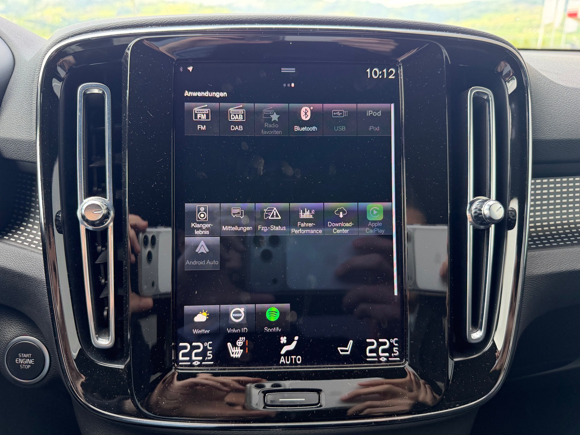 VOLVO XC40 T5 TwE R-Design DCT-image-16
