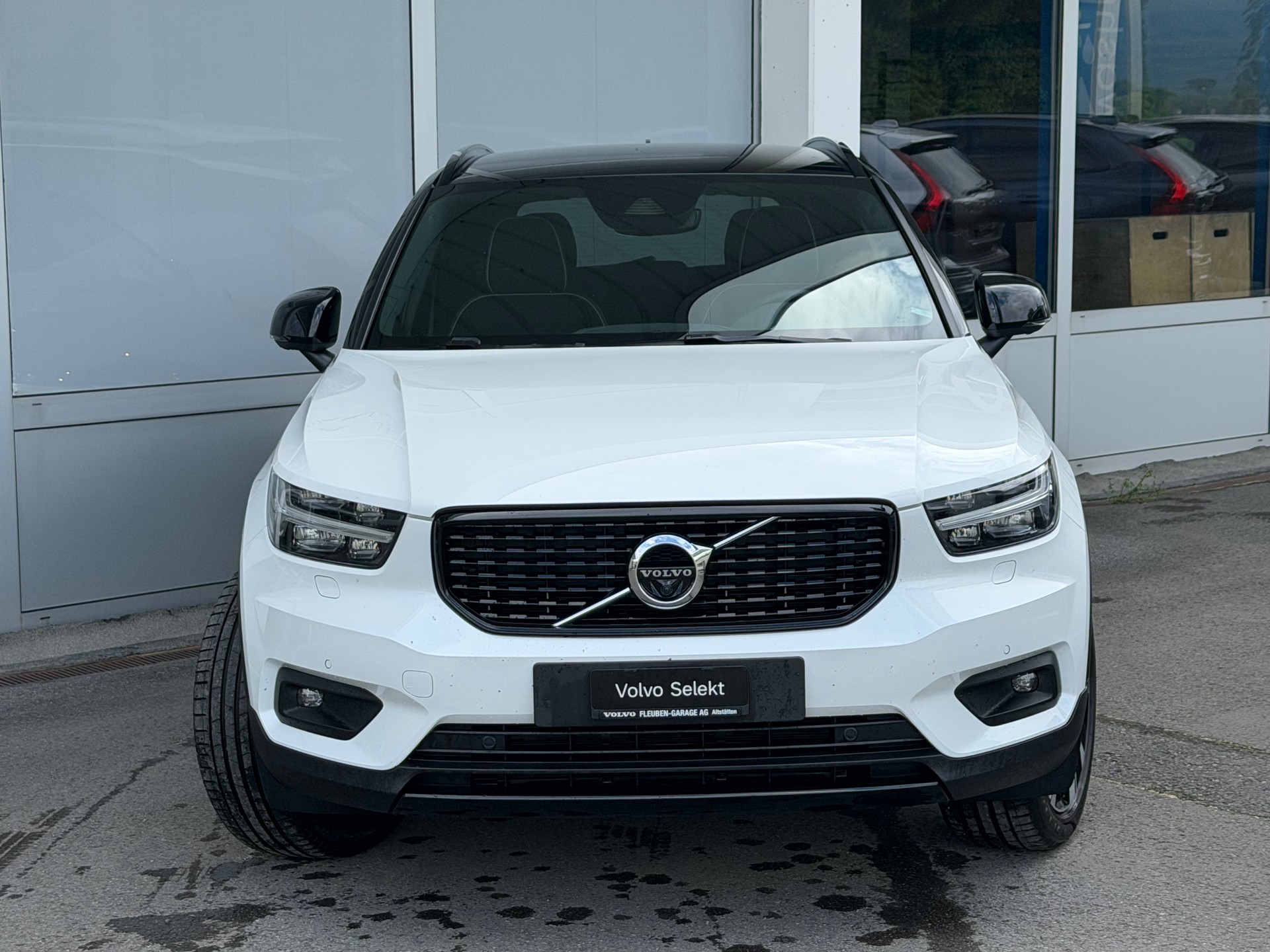 VOLVO XC40 T5 TwE R-Design DCT-image-26
