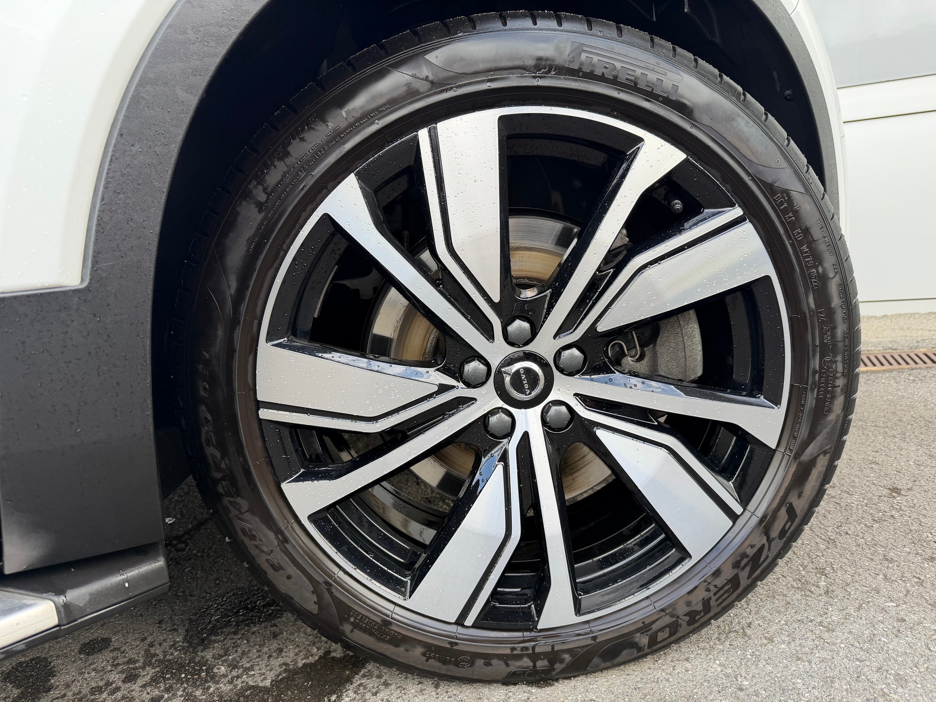 VOLVO XC40 T5 TwE R-Design DCT-image-9