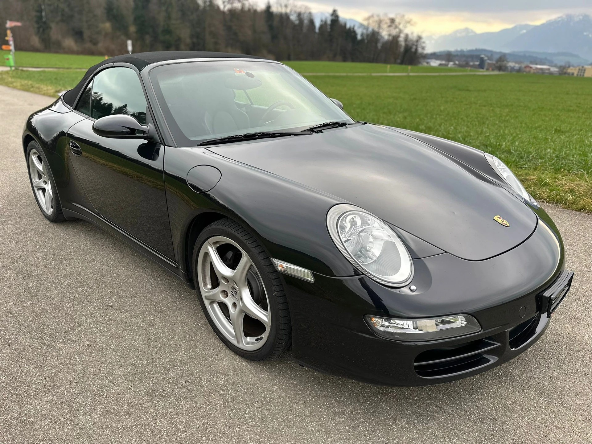 PORSCHE 3.6 Carrera 4-image-1