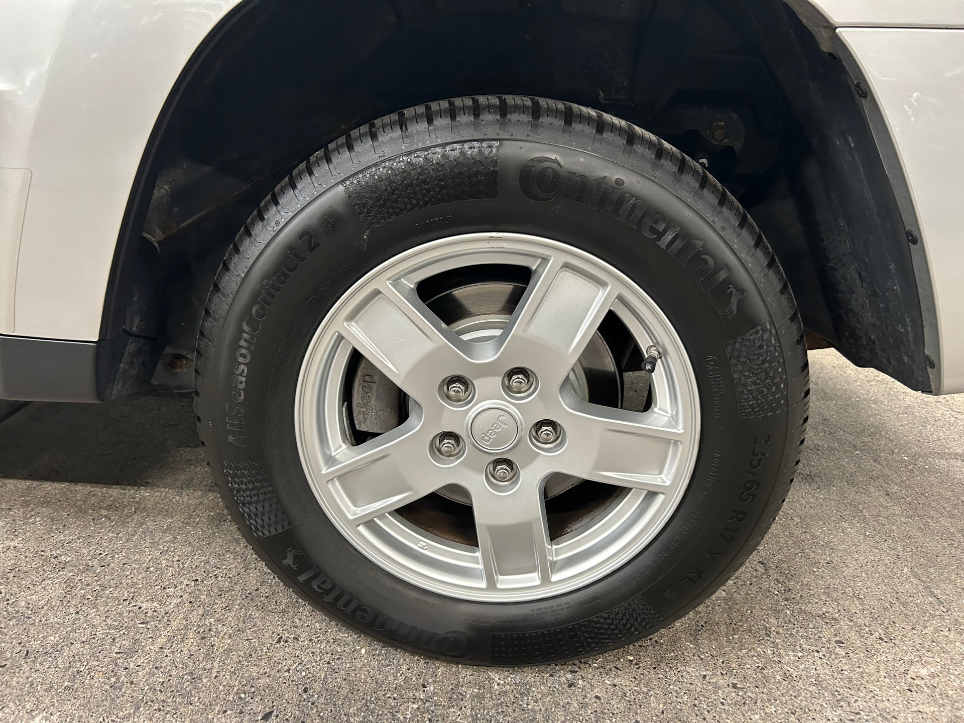 JEEP Grand Cherokee 4.7 V8 Laredo Automatic-image-10